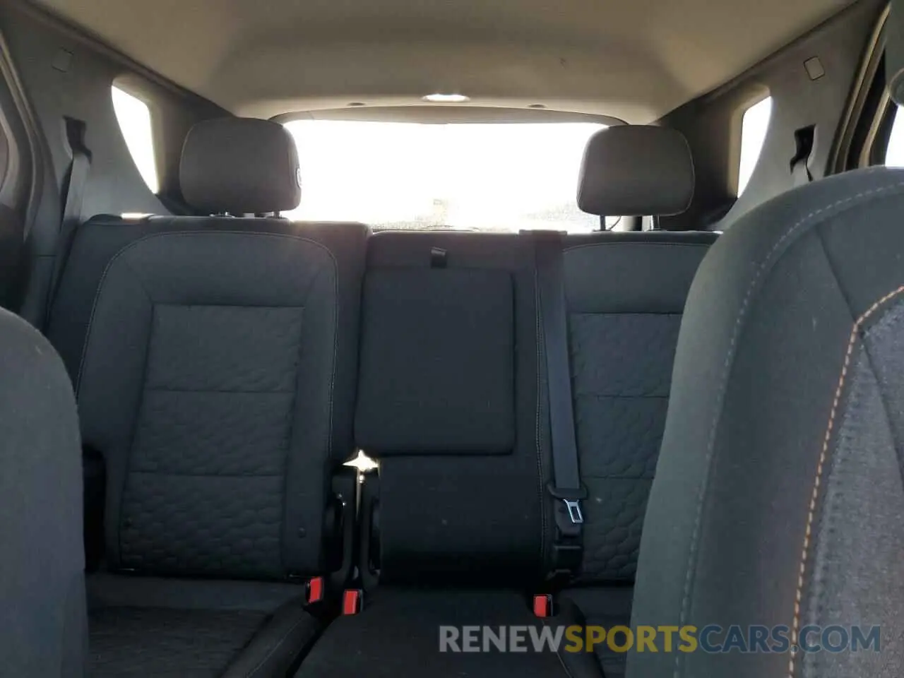10 Photograph of a damaged car 3GNAXVEX2KL125534 CHEVROLET EQUINOX 2019