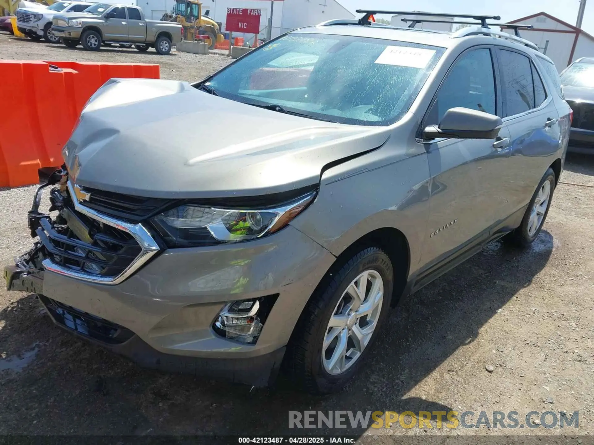2 Фотография поврежденного автомобиля 3GNAXVEX3KS542666 CHEVROLET EQUINOX 2019