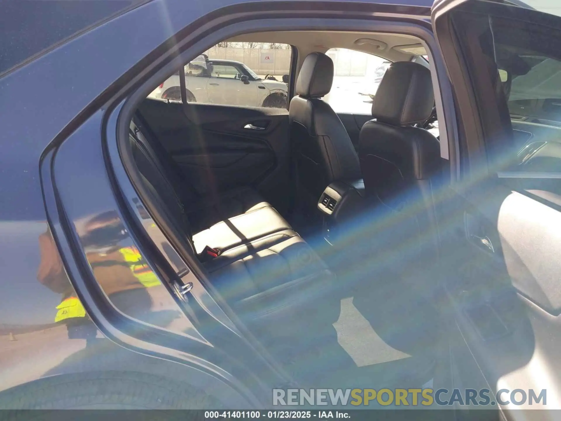 8 Photograph of a damaged car 3GNAXXEV6KL285605 CHEVROLET EQUINOX 2019