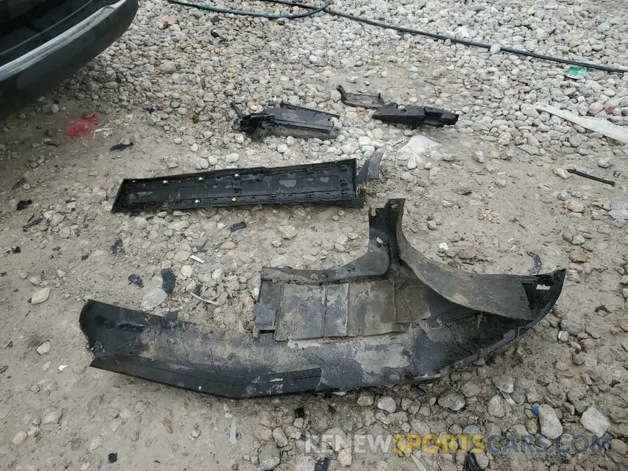 13 Photograph of a damaged car 3GNAXXEVXKL188617 CHEVROLET EQUINOX 2019
