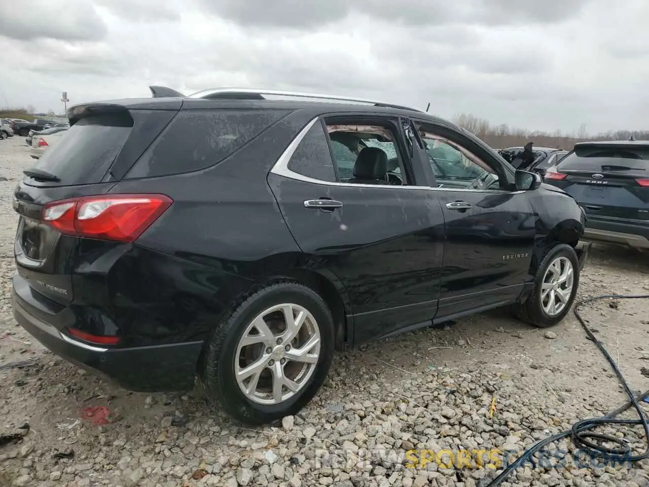3 Photograph of a damaged car 3GNAXXEVXKL188617 CHEVROLET EQUINOX 2019