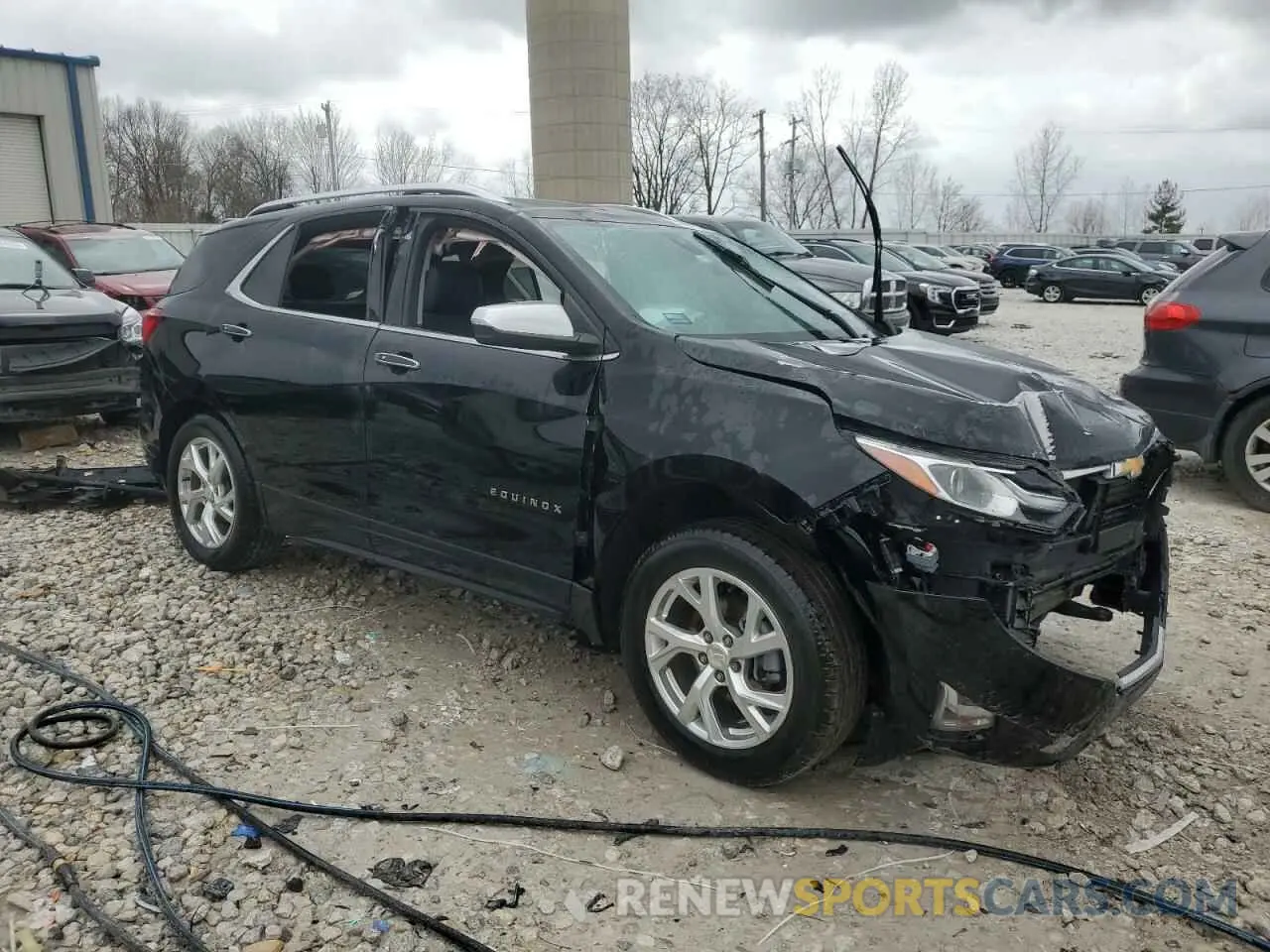 4 Photograph of a damaged car 3GNAXXEVXKL188617 CHEVROLET EQUINOX 2019