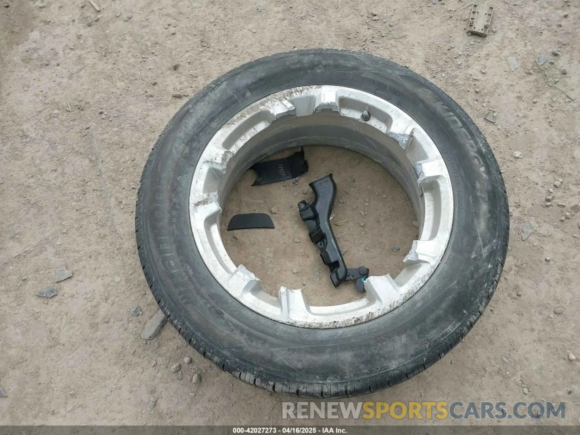 12 Photograph of a damaged car 3GNAXZEUXKS598469 CHEVROLET EQUINOX 2019