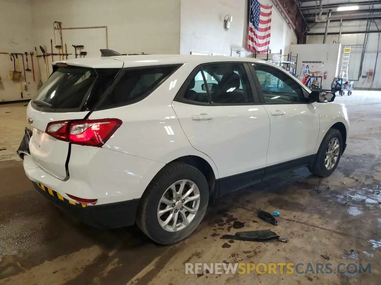 3 Photograph of a damaged car 2GNAX5EV7L6255250 CHEVROLET EQUINOX 2020