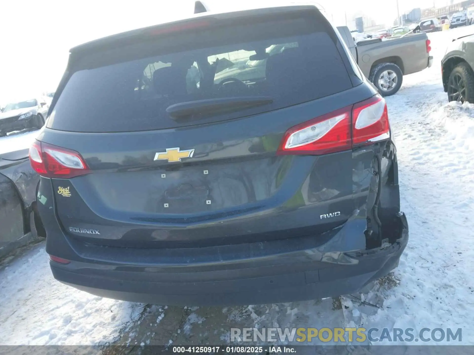17 Photograph of a damaged car 2GNAX5EVXL6246753 CHEVROLET EQUINOX 2020