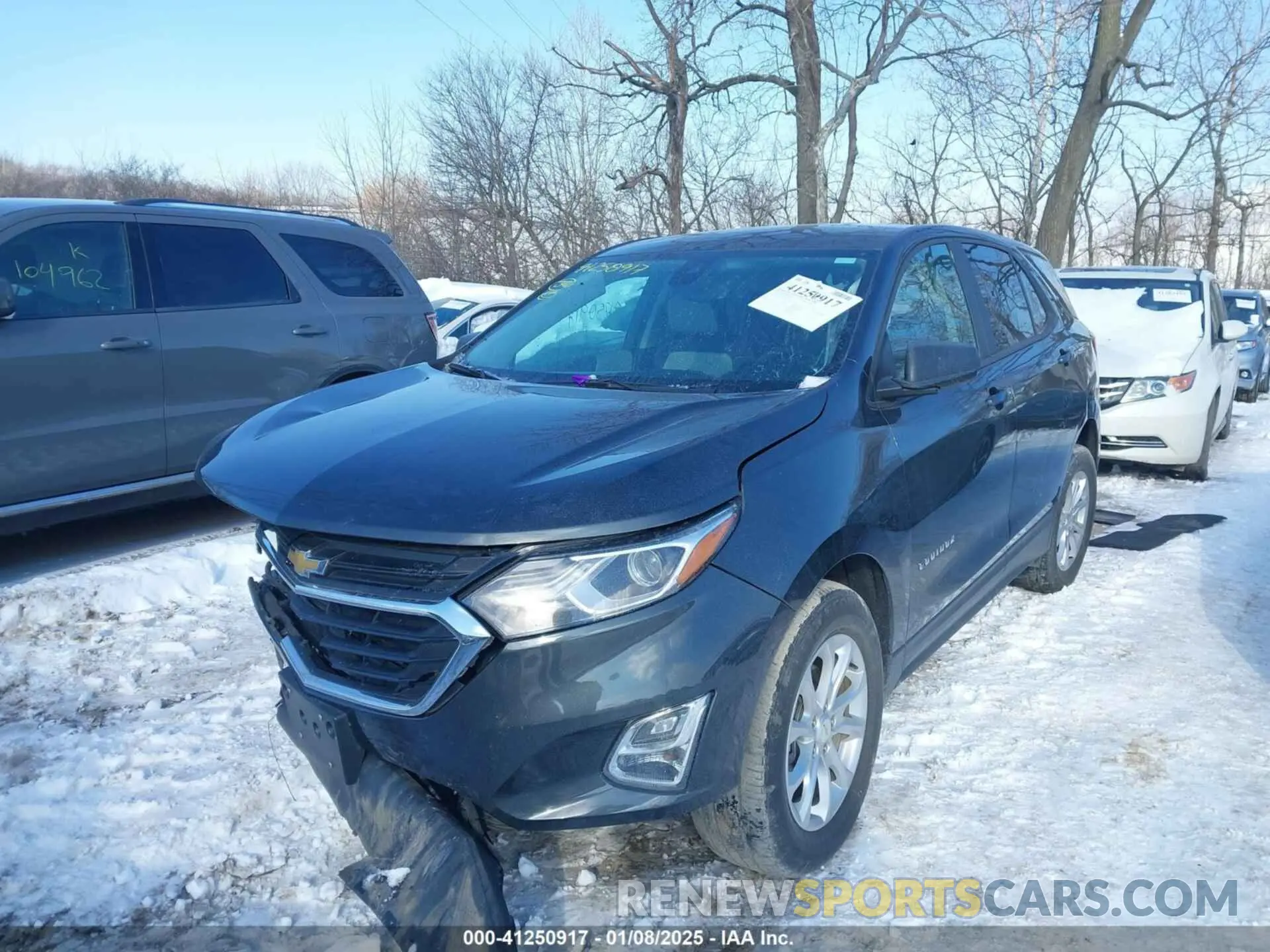 2 Photograph of a damaged car 2GNAX5EVXL6246753 CHEVROLET EQUINOX 2020