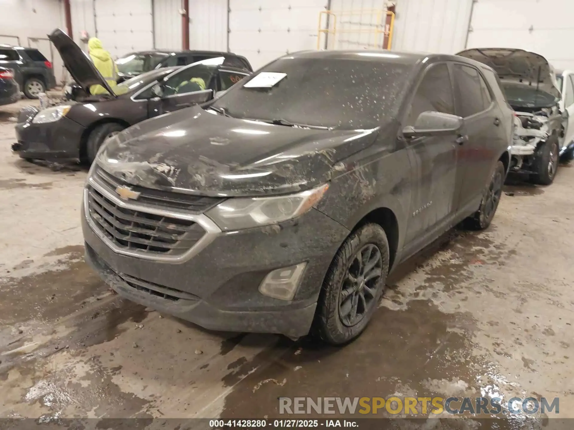 2 Photograph of a damaged car 2GNAXHEV1L6188761 CHEVROLET EQUINOX 2020