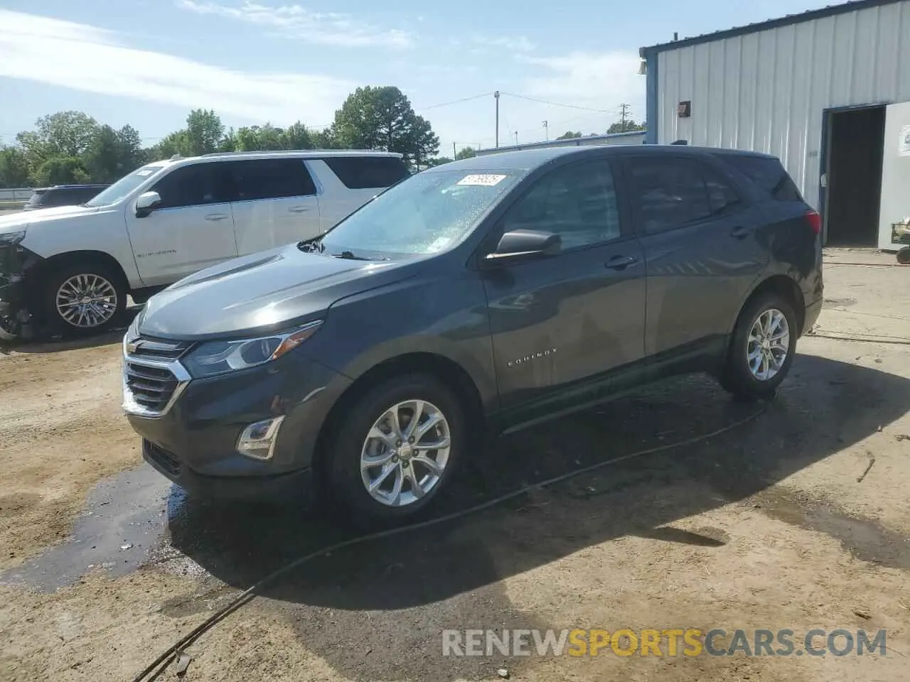 1 Photograph of a damaged car 2GNAXHEV1L6209835 CHEVROLET EQUINOX 2020