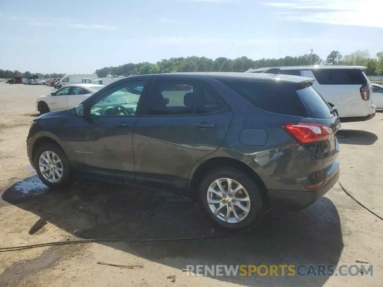 2 Photograph of a damaged car 2GNAXHEV1L6209835 CHEVROLET EQUINOX 2020