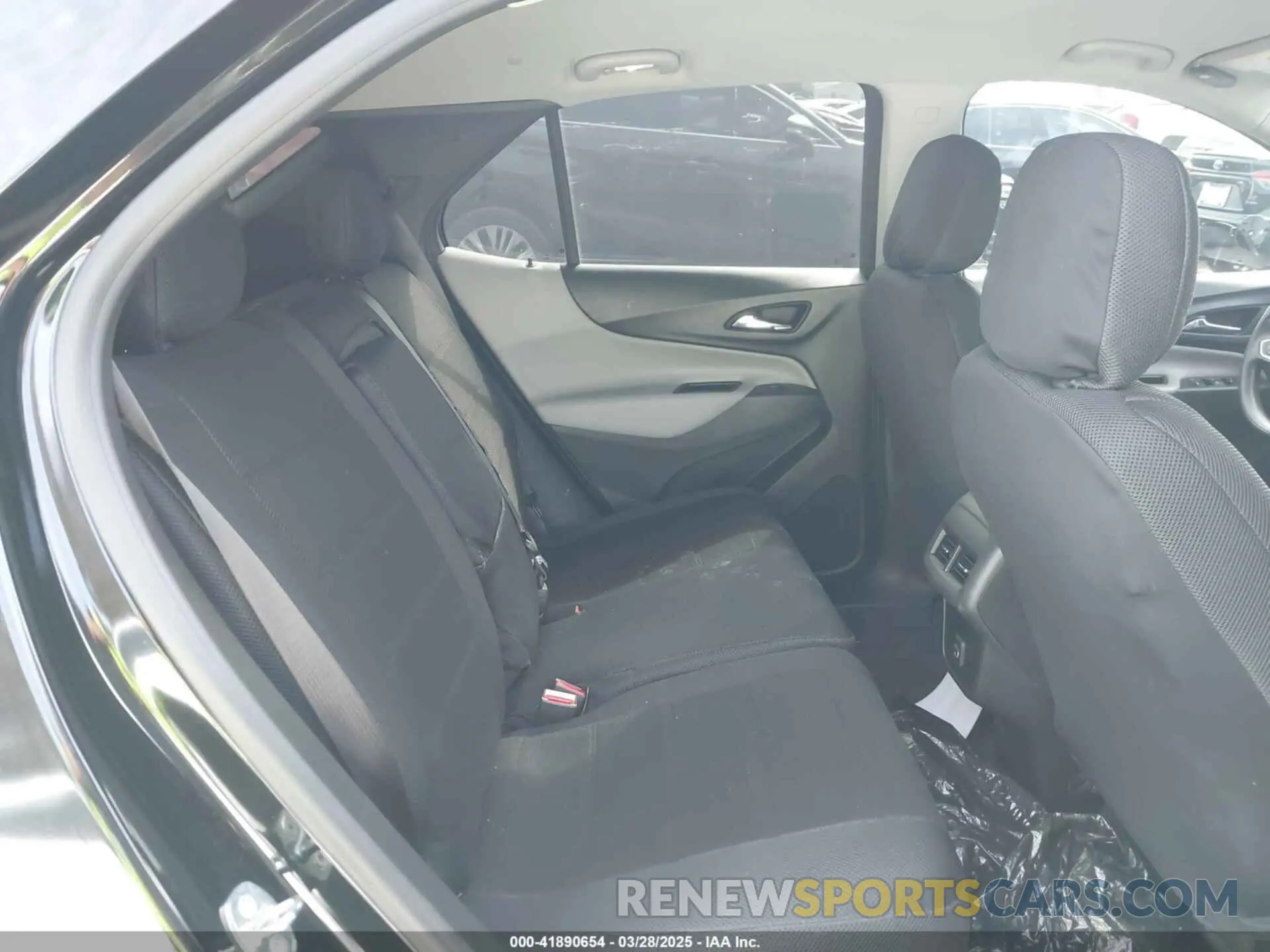 8 Фотография поврежденного автомобиля 2GNAXHEV2L6276413 CHEVROLET EQUINOX 2020