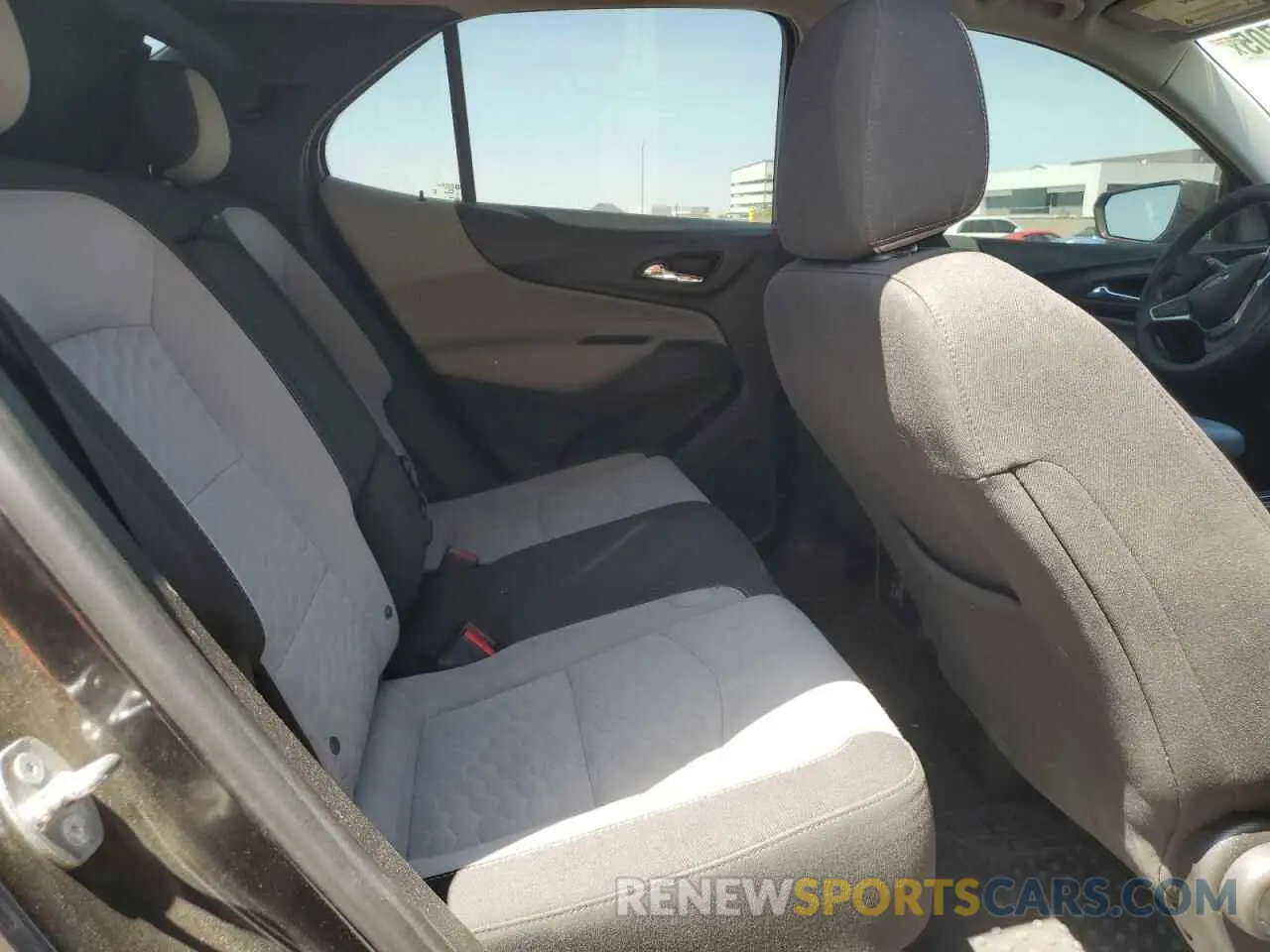 11 Фотография поврежденного автомобиля 2GNAXHEV3L6228631 CHEVROLET EQUINOX 2020