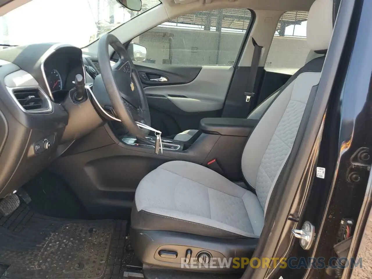 7 Фотография поврежденного автомобиля 2GNAXHEV3L6228631 CHEVROLET EQUINOX 2020