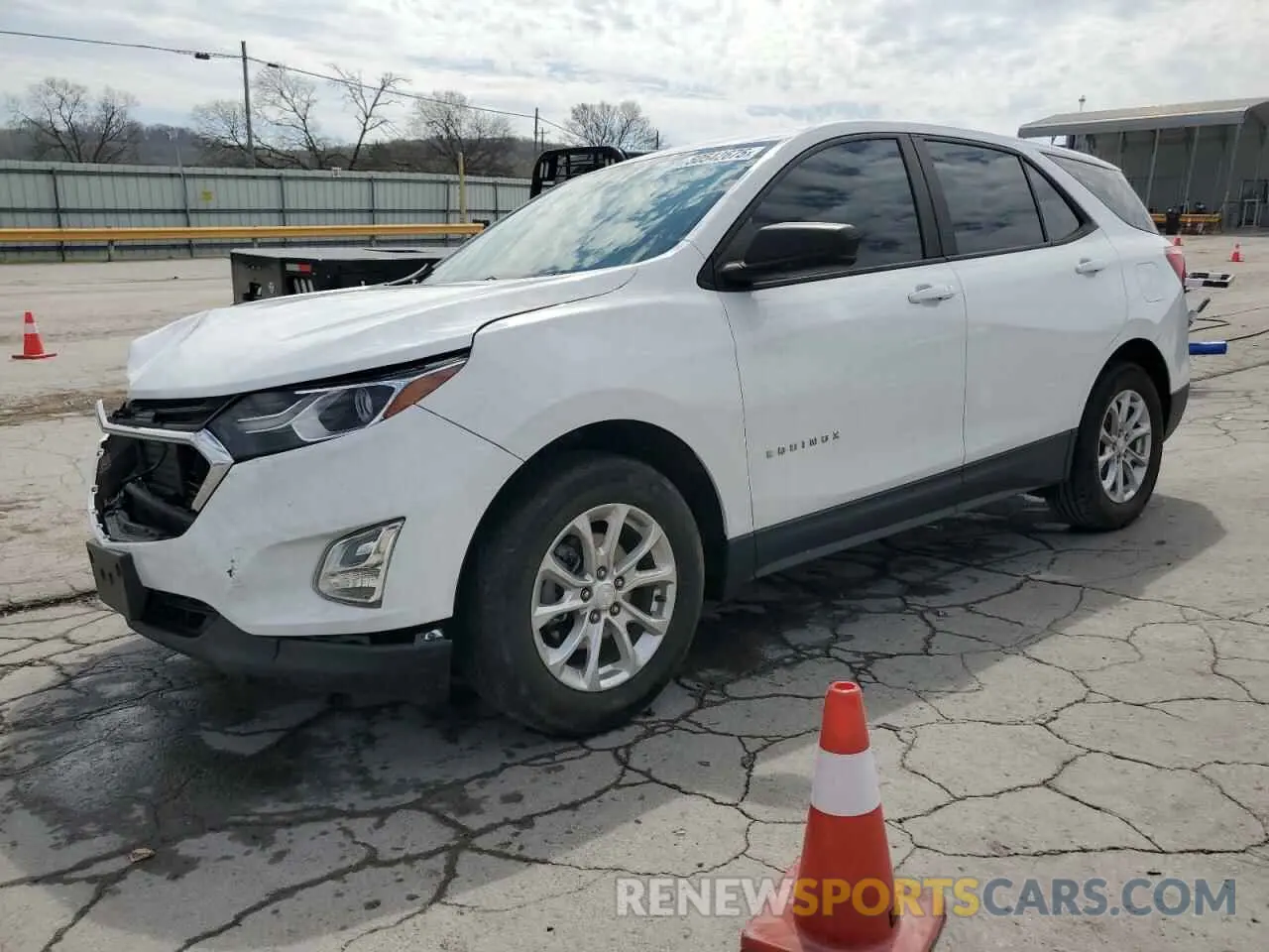 1 Фотография поврежденного автомобиля 2GNAXHEV4L6145497 CHEVROLET EQUINOX 2020