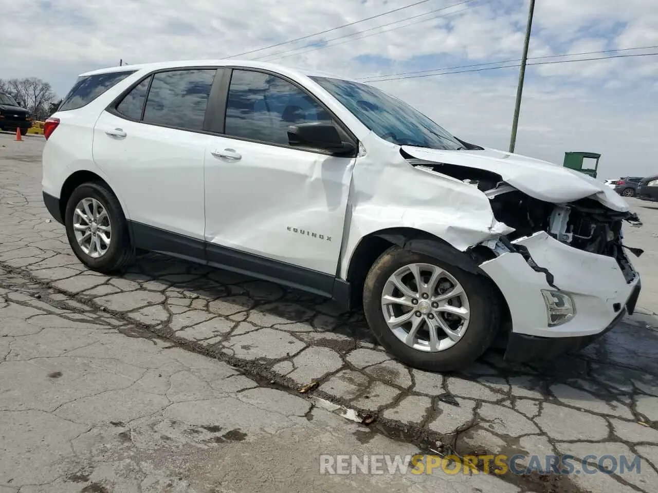 4 Фотография поврежденного автомобиля 2GNAXHEV4L6145497 CHEVROLET EQUINOX 2020