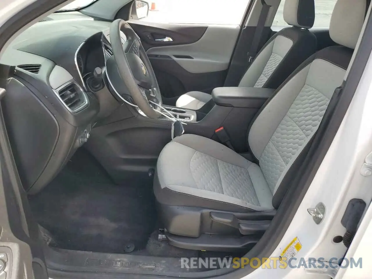 7 Фотография поврежденного автомобиля 2GNAXHEV4L6145497 CHEVROLET EQUINOX 2020