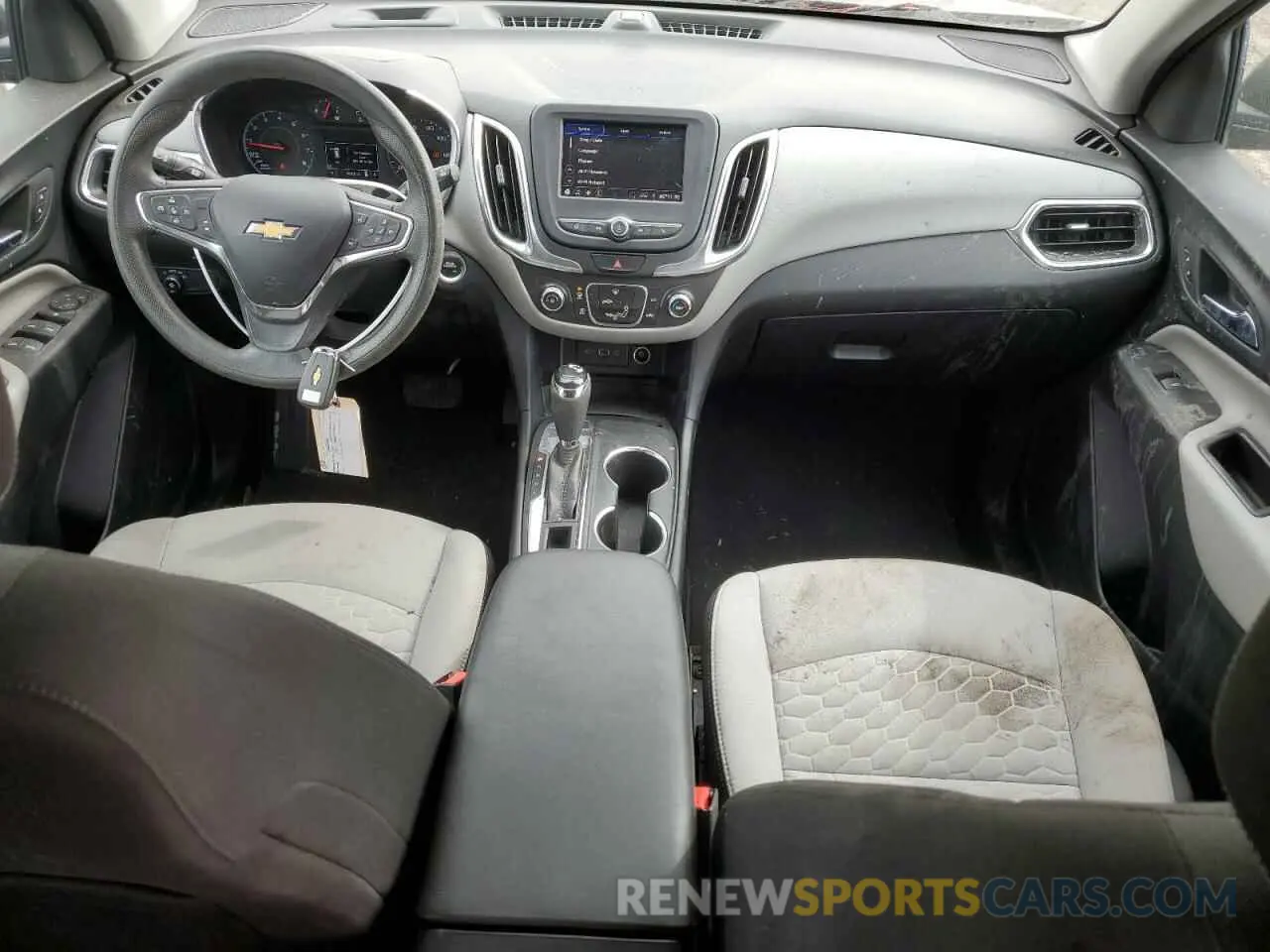 8 Photograph of a damaged car 2GNAXHEV4L6194389 CHEVROLET EQUINOX 2020