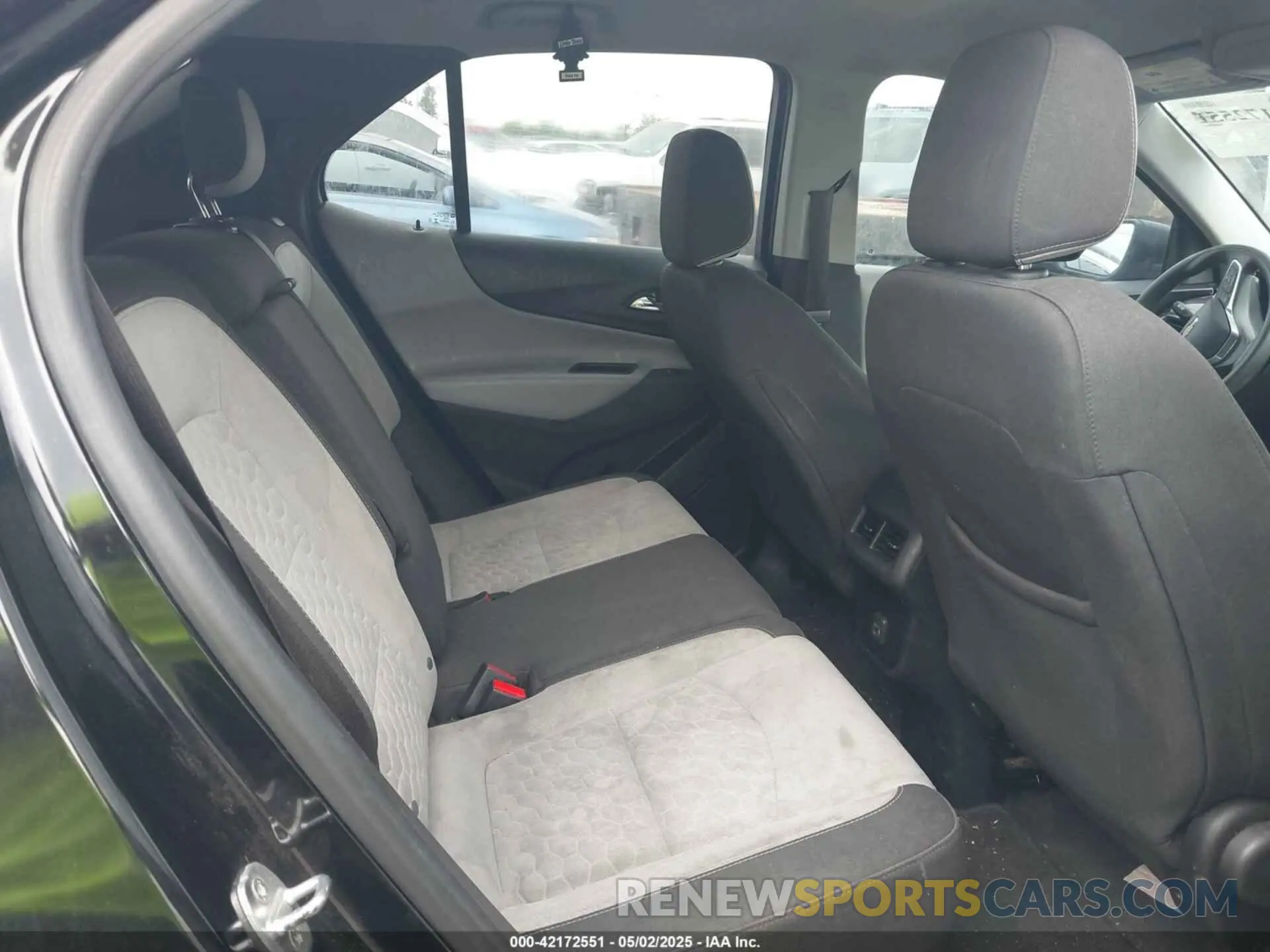 8 Фотография поврежденного автомобиля 2GNAXHEV4L6209134 CHEVROLET EQUINOX 2020