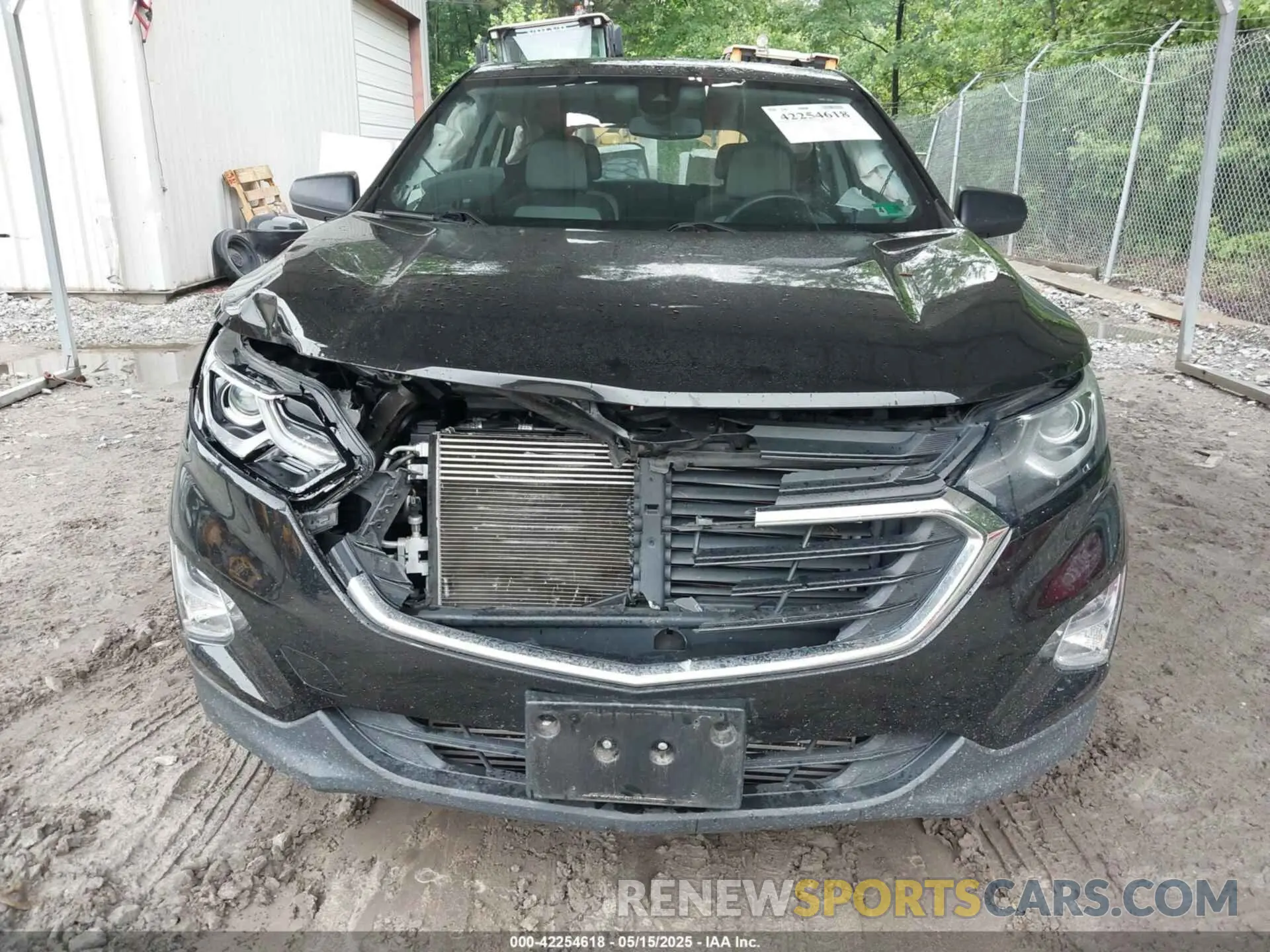 12 Photograph of a damaged car 2GNAXHEV4L6270953 CHEVROLET EQUINOX 2020