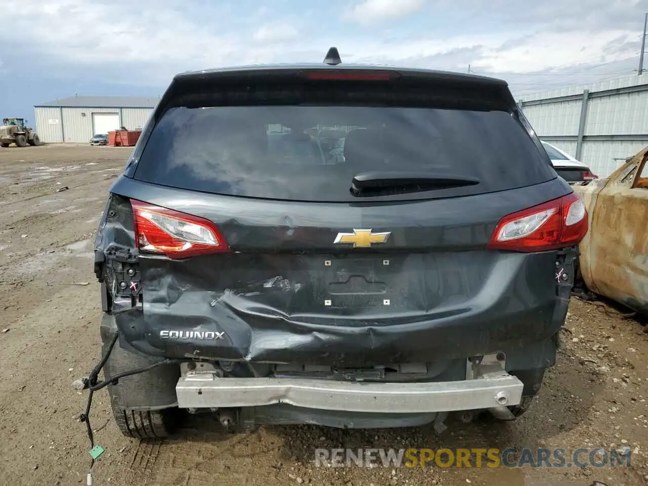 6 Photograph of a damaged car 2GNAXHEV5L6111049 CHEVROLET EQUINOX 2020