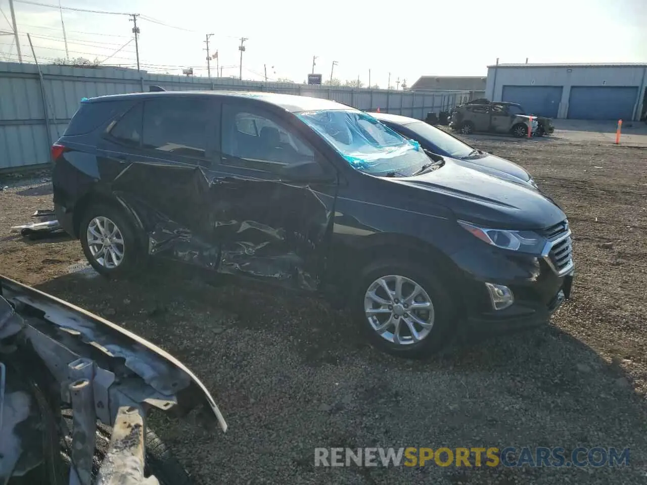4 Photograph of a damaged car 2GNAXHEV5L6190741 CHEVROLET EQUINOX 2020