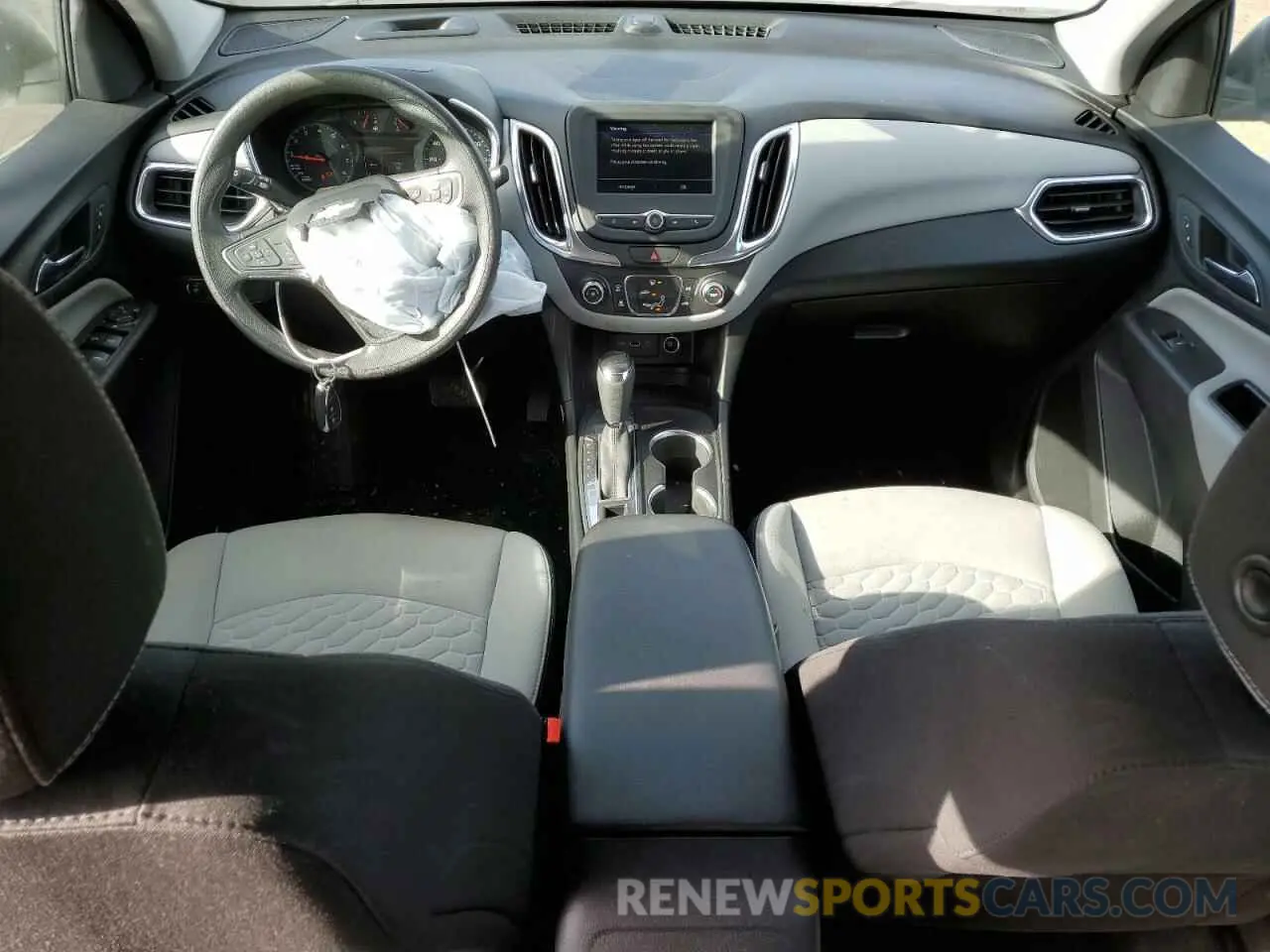 8 Фотография поврежденного автомобиля 2GNAXHEV5L6245849 CHEVROLET EQUINOX 2020