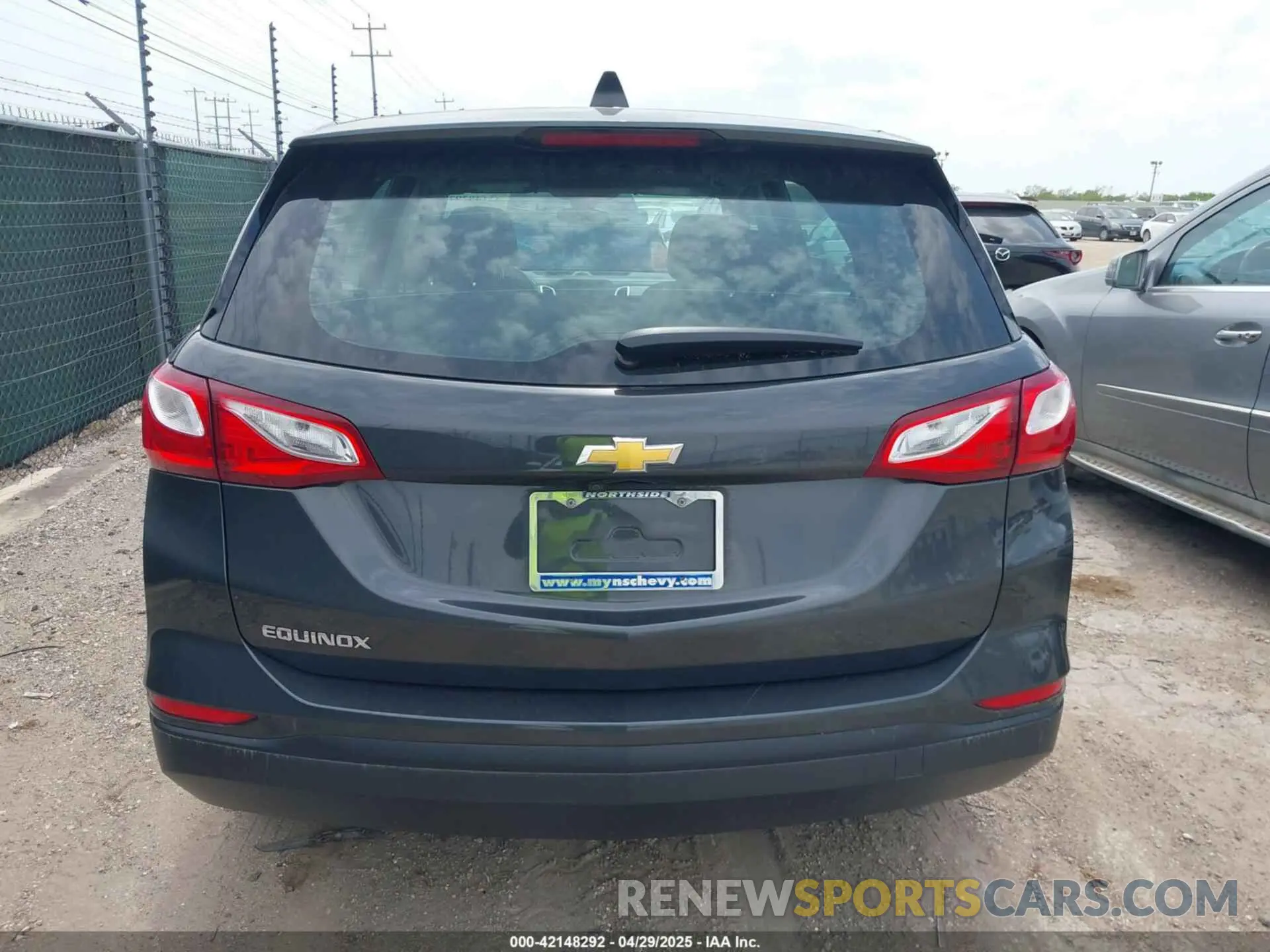 16 Photograph of a damaged car 2GNAXHEV6L6230440 CHEVROLET EQUINOX 2020