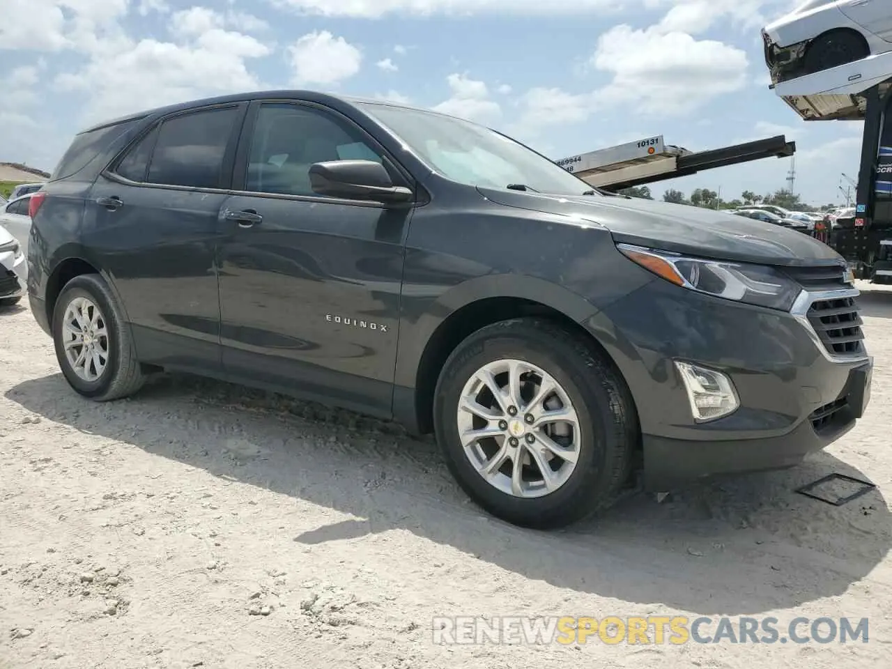 4 Фотография поврежденного автомобиля 2GNAXHEV6L6279072 CHEVROLET EQUINOX 2020