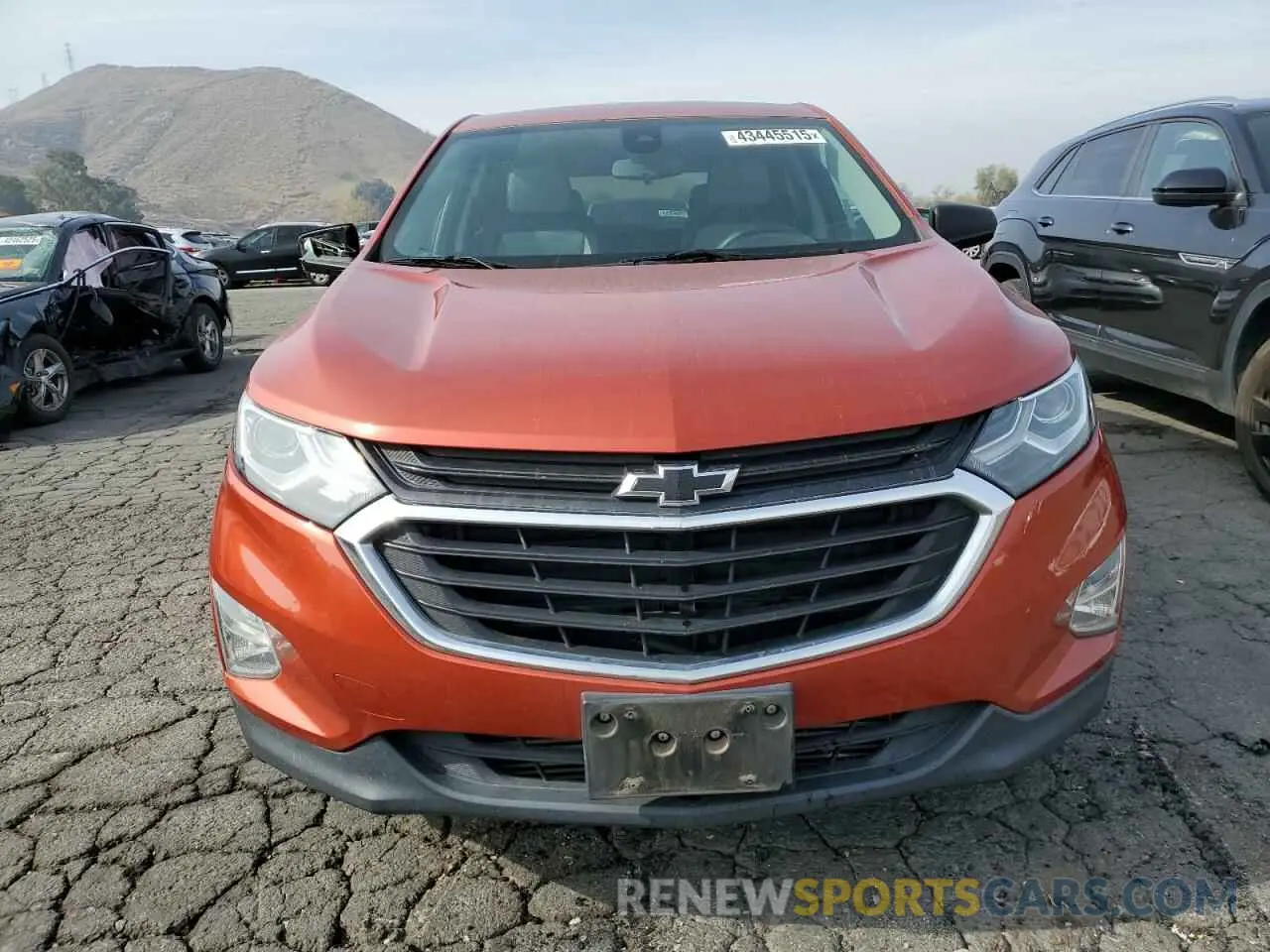 5 Photograph of a damaged car 2GNAXHEV7L6197285 CHEVROLET EQUINOX 2020