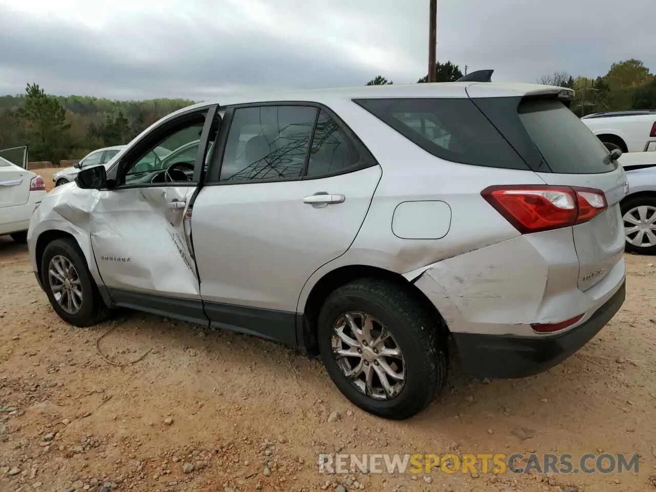 2 Фотография поврежденного автомобиля 2GNAXHEV8L6101079 CHEVROLET EQUINOX 2020