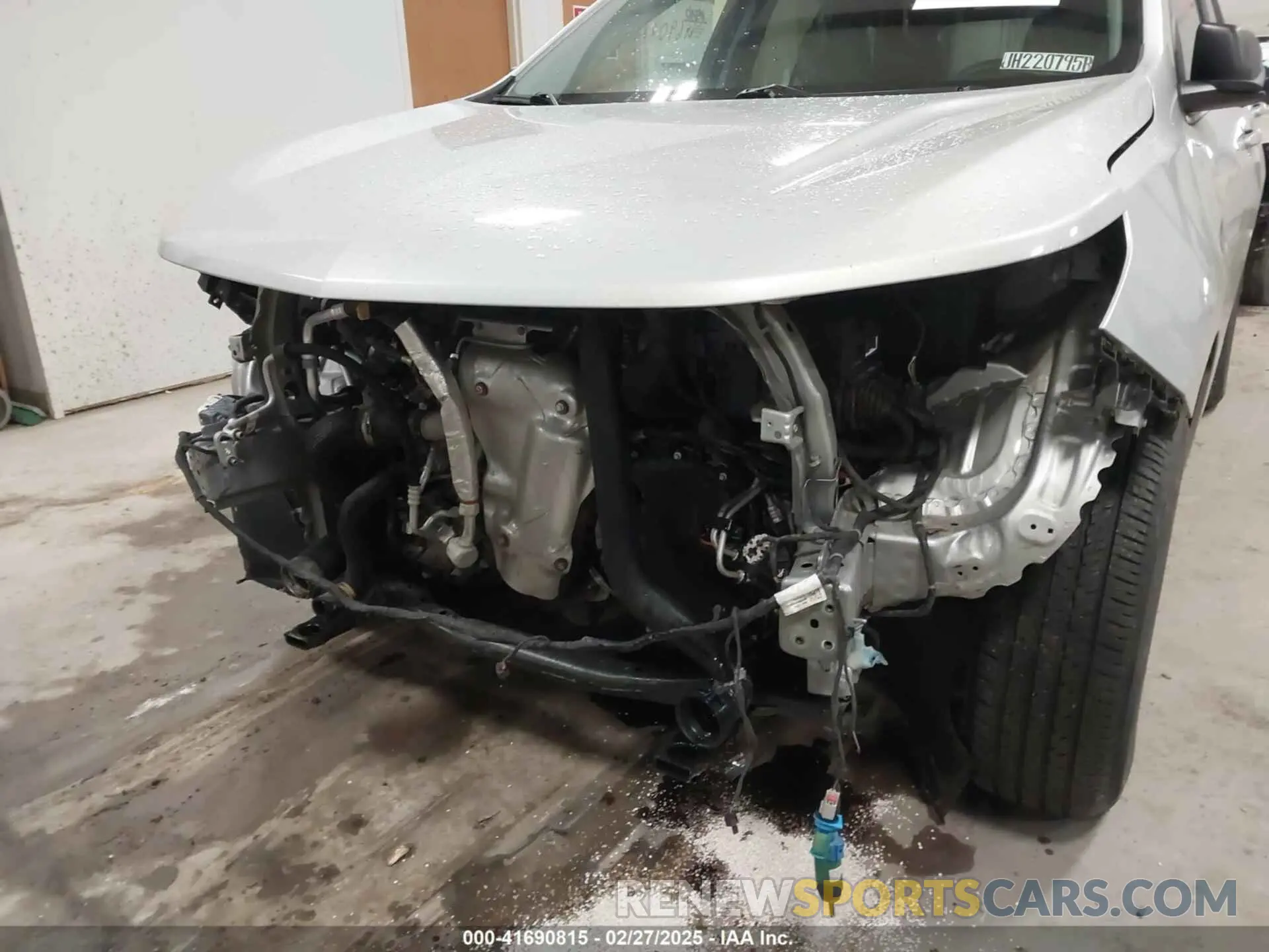 6 Фотография поврежденного автомобиля 2GNAXHEV8L6123485 CHEVROLET EQUINOX 2020