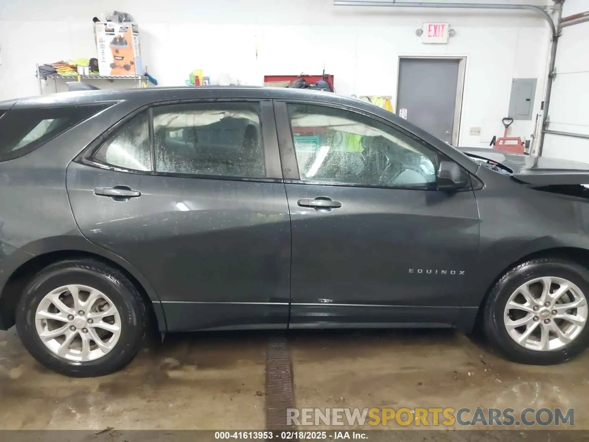 13 Photograph of a damaged car 2GNAXHEVXL6245796 CHEVROLET EQUINOX 2020