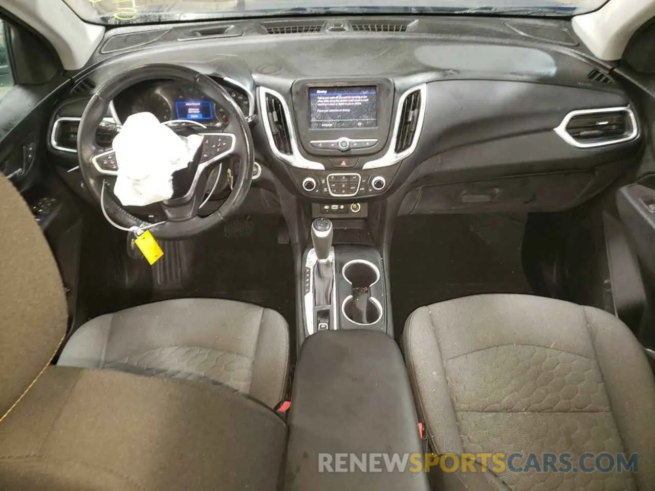 8 Photograph of a damaged car 2GNAXJEV0L6223202 CHEVROLET EQUINOX 2020