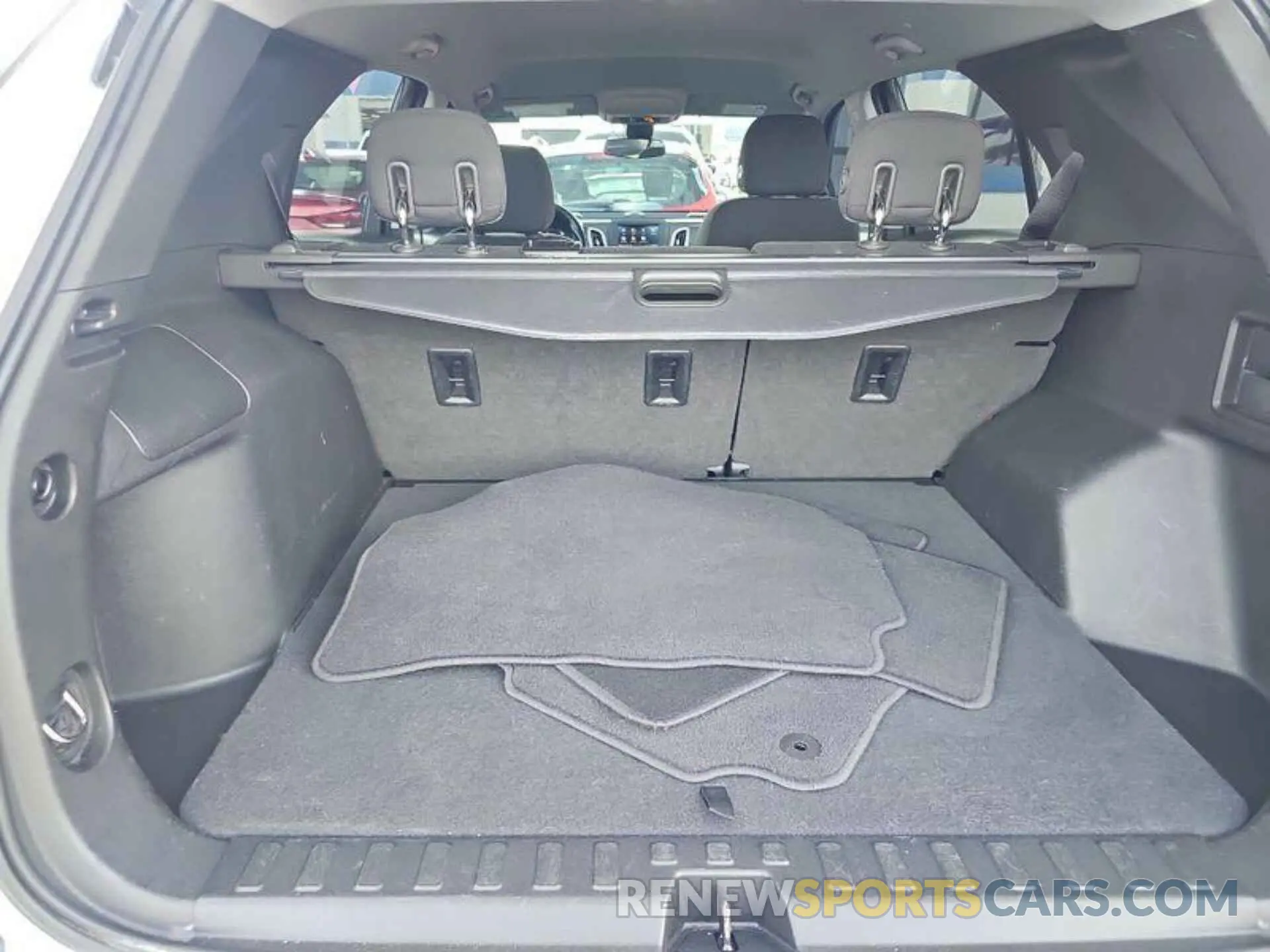 8 Фотография поврежденного автомобиля 2GNAXJEV0L6239187 CHEVROLET EQUINOX 2020