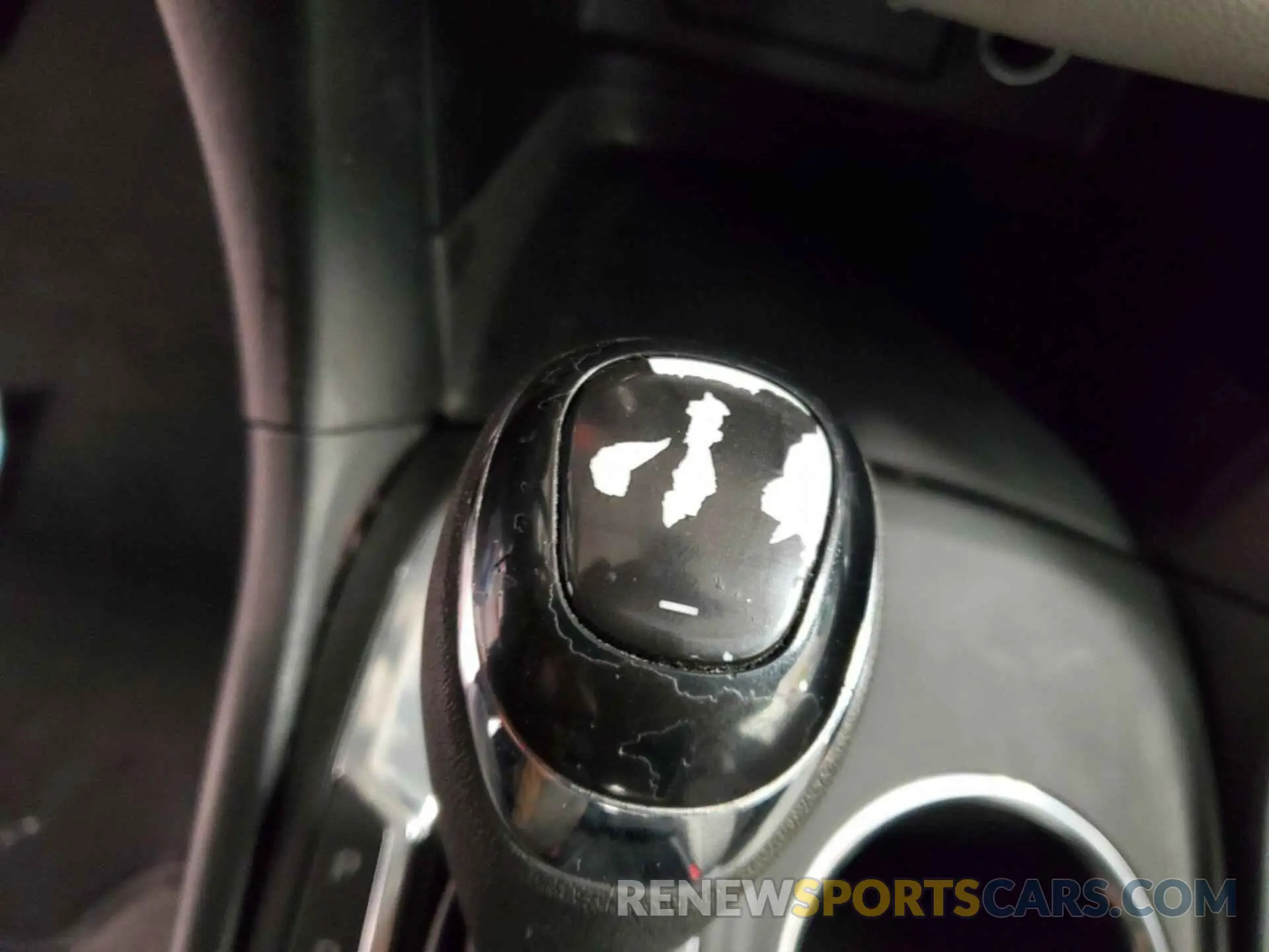 25 Photograph of a damaged car 2GNAXJEV0L6239447 CHEVROLET EQUINOX 2020