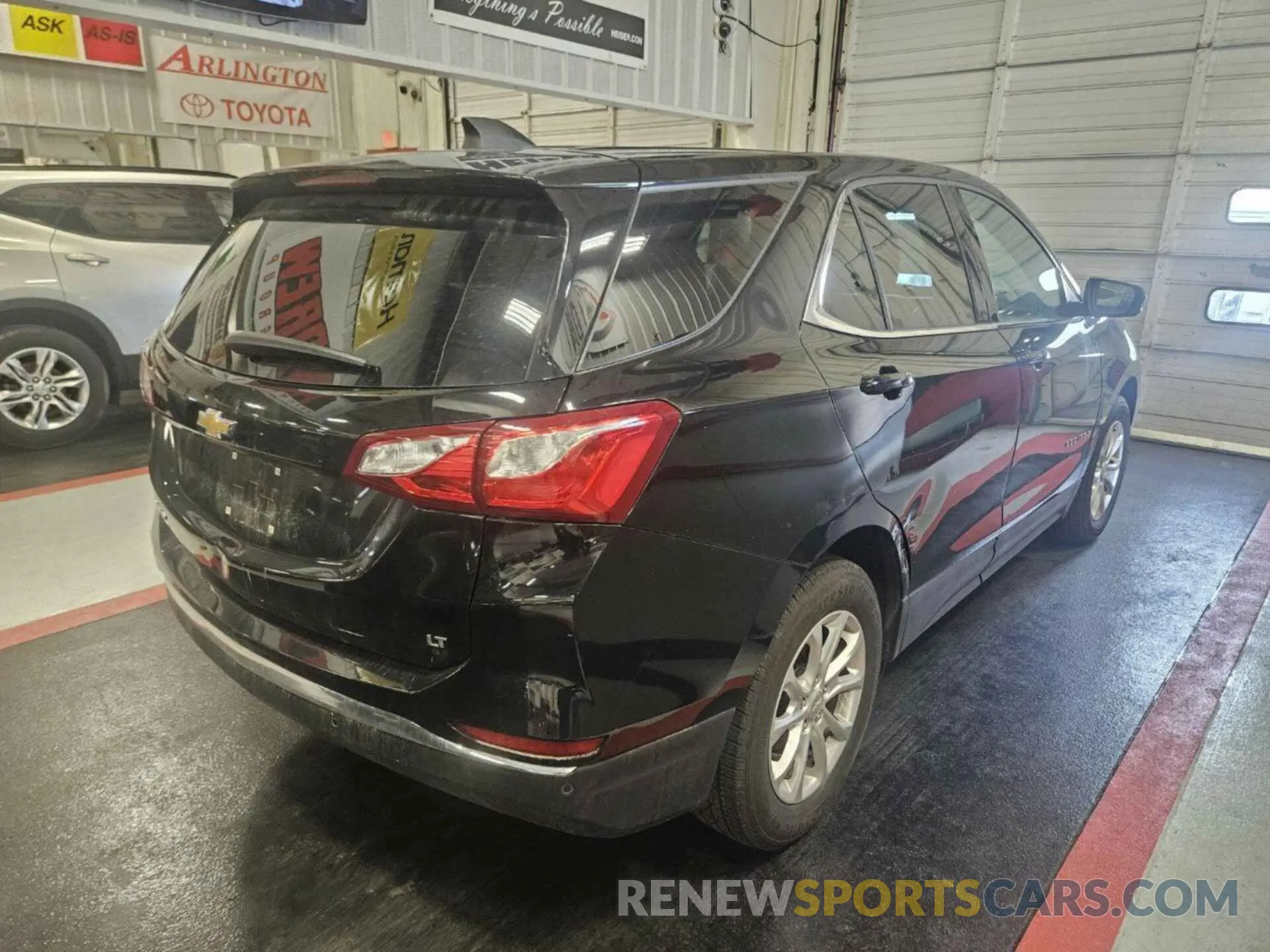 7 Photograph of a damaged car 2GNAXJEV0L6239447 CHEVROLET EQUINOX 2020
