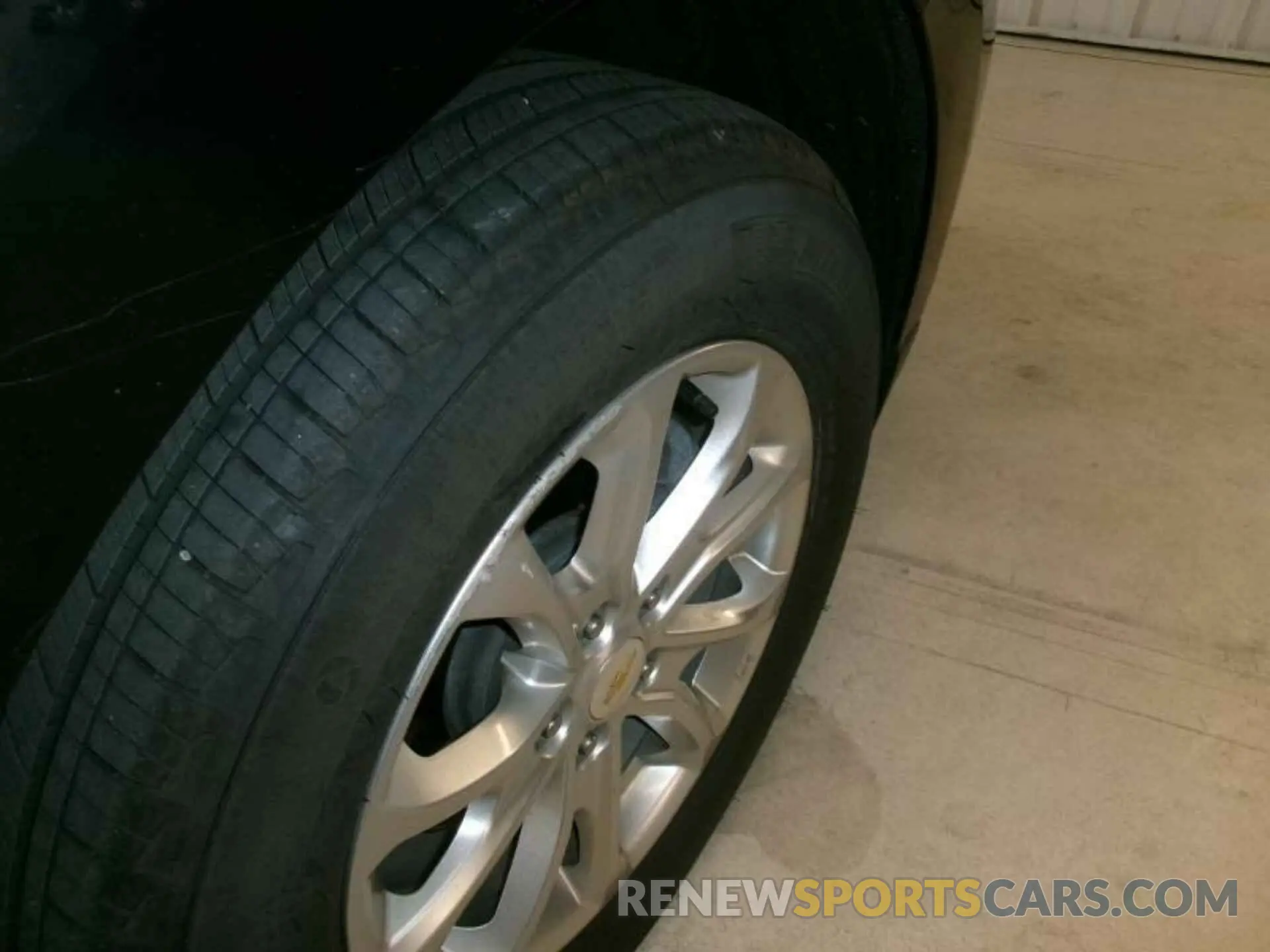 15 Photograph of a damaged car 2GNAXJEV1L6241191 CHEVROLET EQUINOX 2020