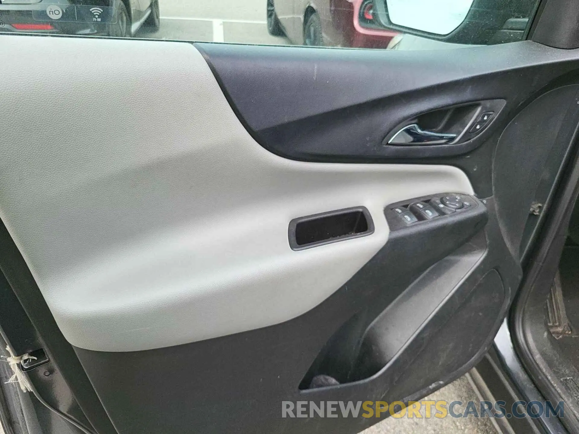 12 Фотография поврежденного автомобиля 2GNAXJEV2L6179980 CHEVROLET EQUINOX 2020