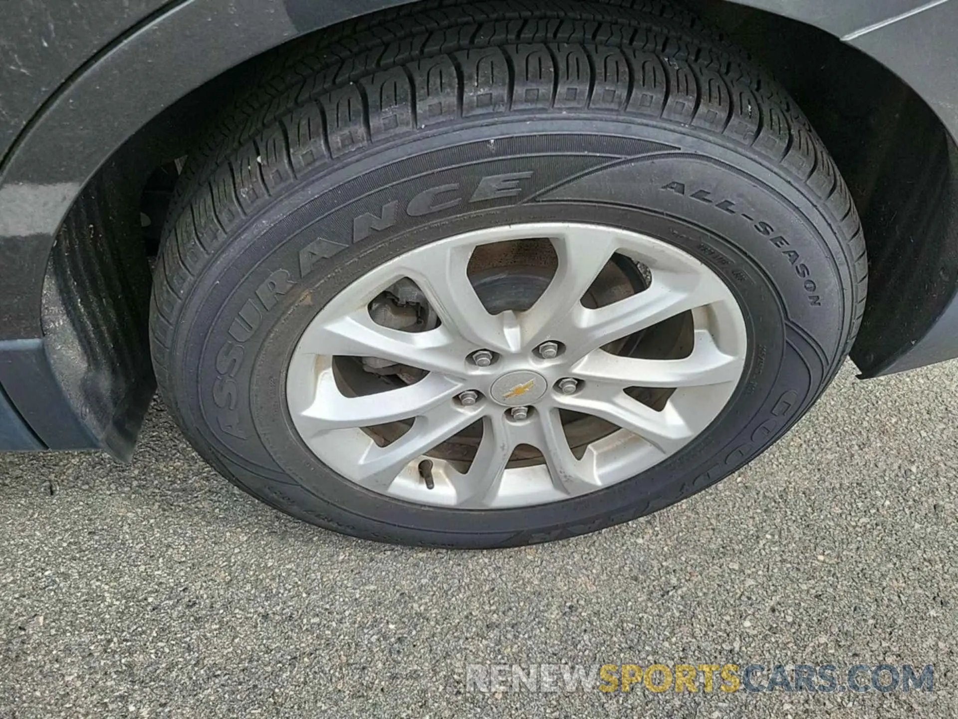2 Фотография поврежденного автомобиля 2GNAXJEV2L6179980 CHEVROLET EQUINOX 2020