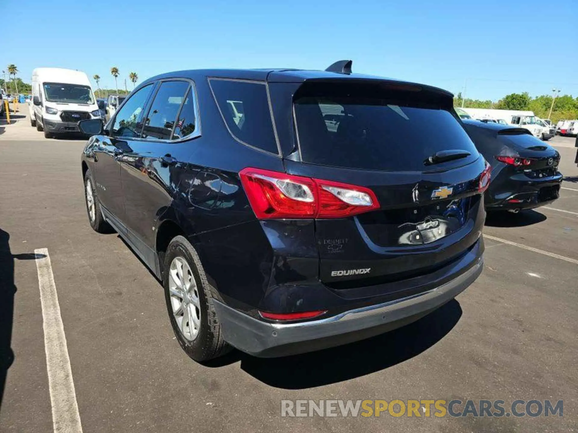 9 Photograph of a damaged car 2GNAXJEV2L6233018 CHEVROLET EQUINOX 2020