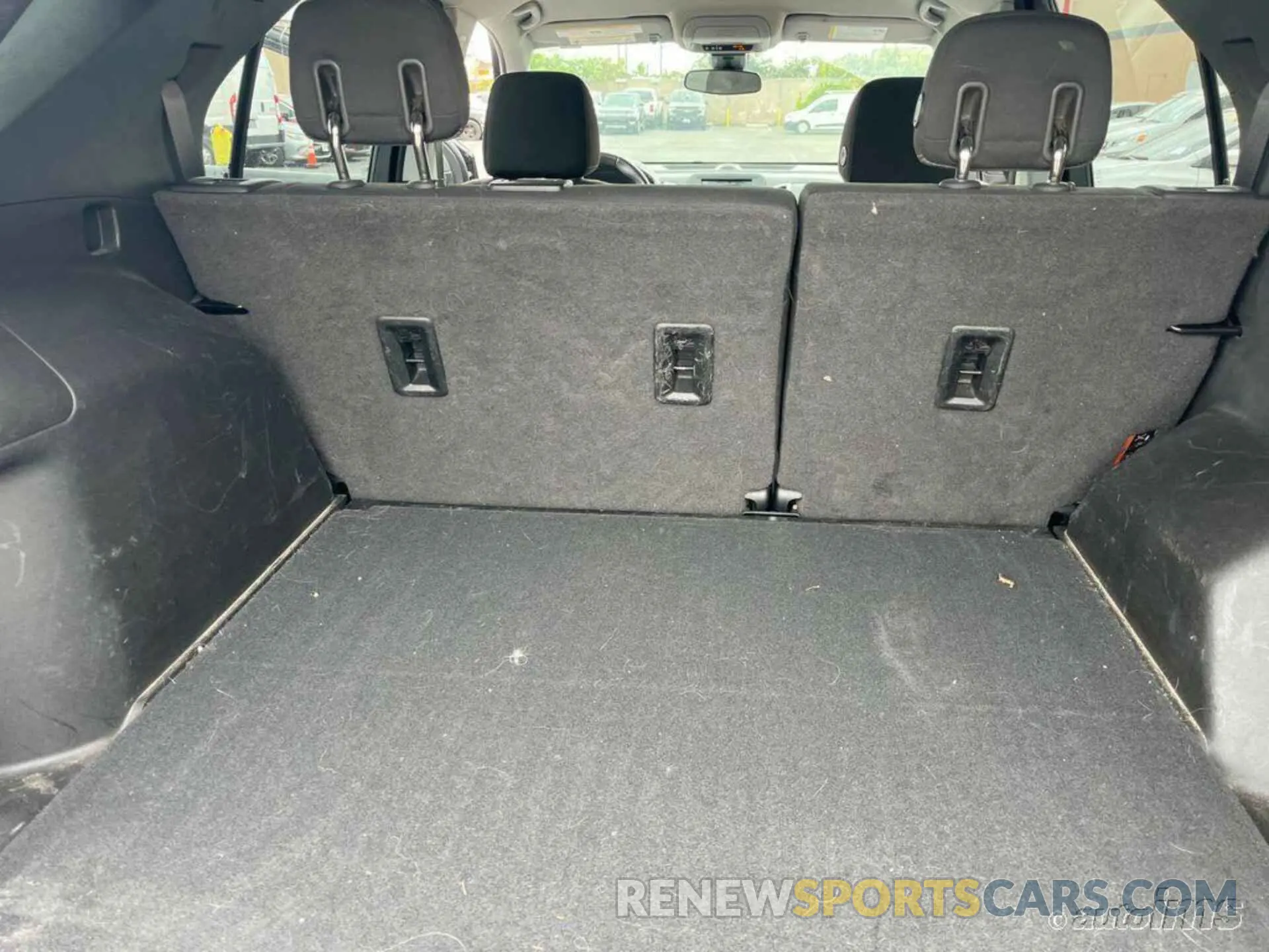 4 Фотография поврежденного автомобиля 2GNAXJEV3L6233397 CHEVROLET EQUINOX 2020