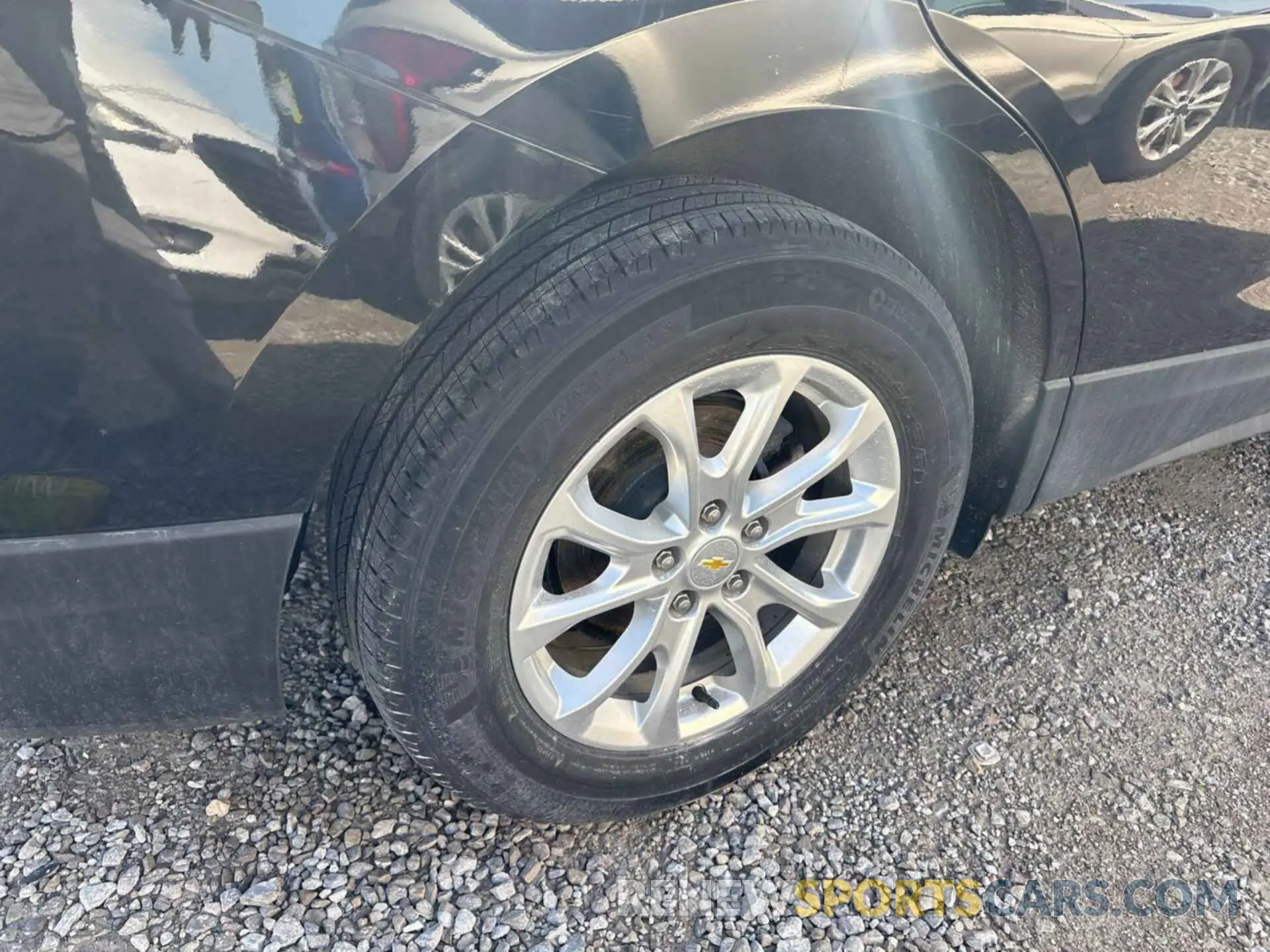 14 Photograph of a damaged car 2GNAXJEV3L6238194 CHEVROLET EQUINOX 2020