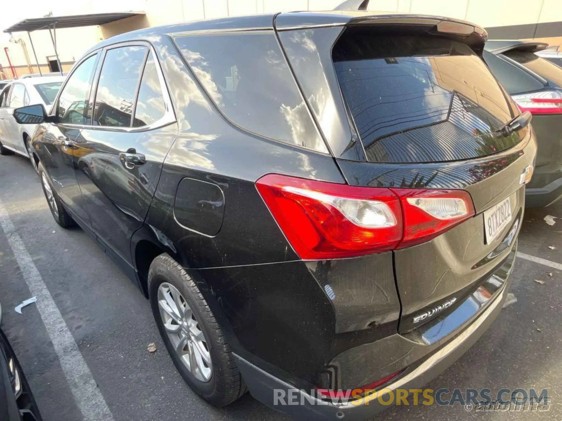 11 Фотография поврежденного автомобиля 2GNAXJEV3L6241760 CHEVROLET EQUINOX 2020