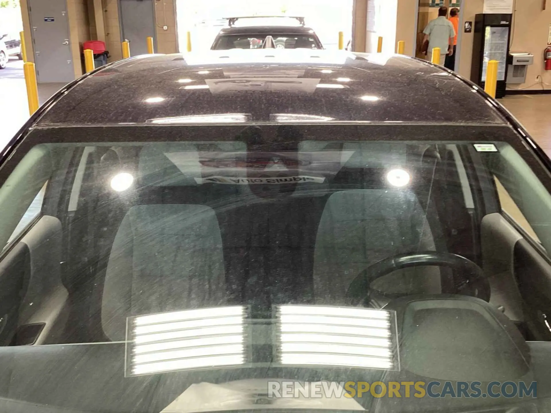24 Photograph of a damaged car 2GNAXJEV4L6156071 CHEVROLET EQUINOX 2020