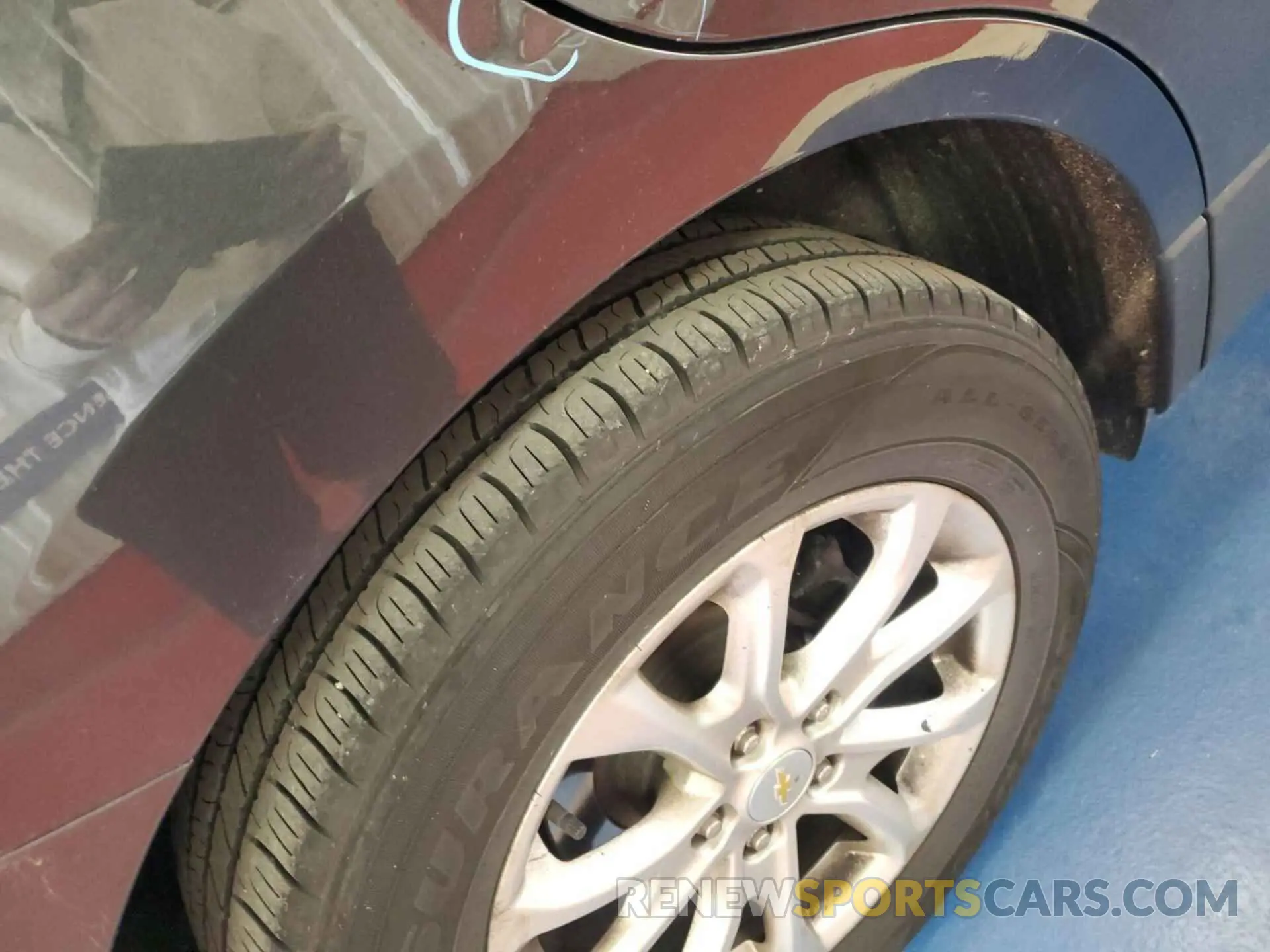 11 Photograph of a damaged car 2GNAXJEV4L6156524 CHEVROLET EQUINOX 2020