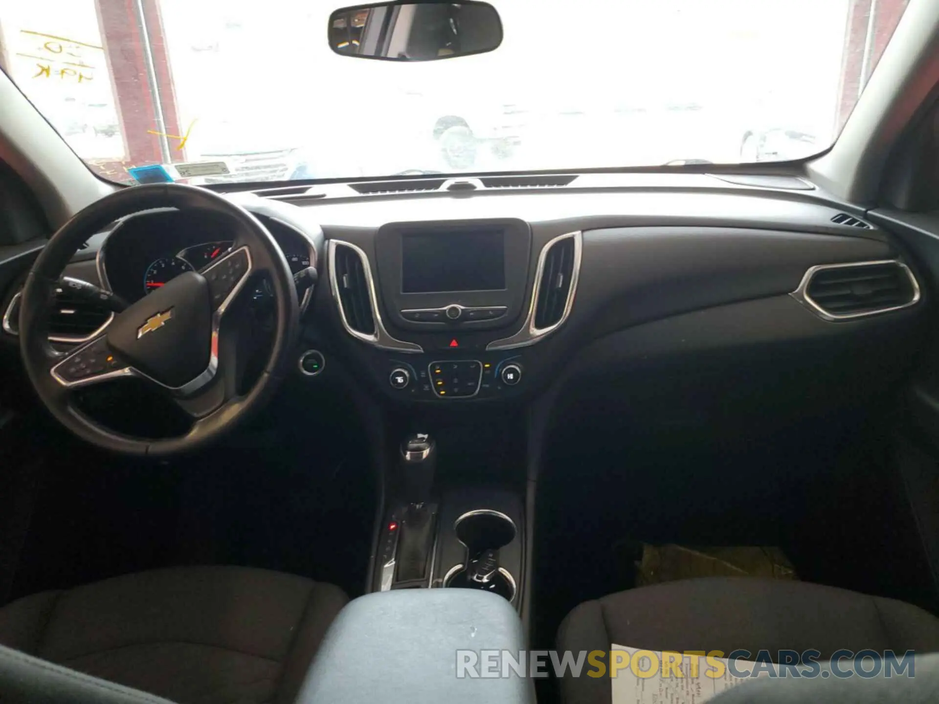 14 Photograph of a damaged car 2GNAXJEV4L6157270 CHEVROLET EQUINOX 2020