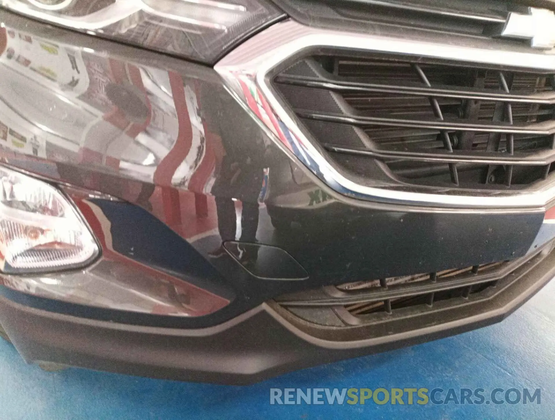 18 Photograph of a damaged car 2GNAXJEV4L6230850 CHEVROLET EQUINOX 2020