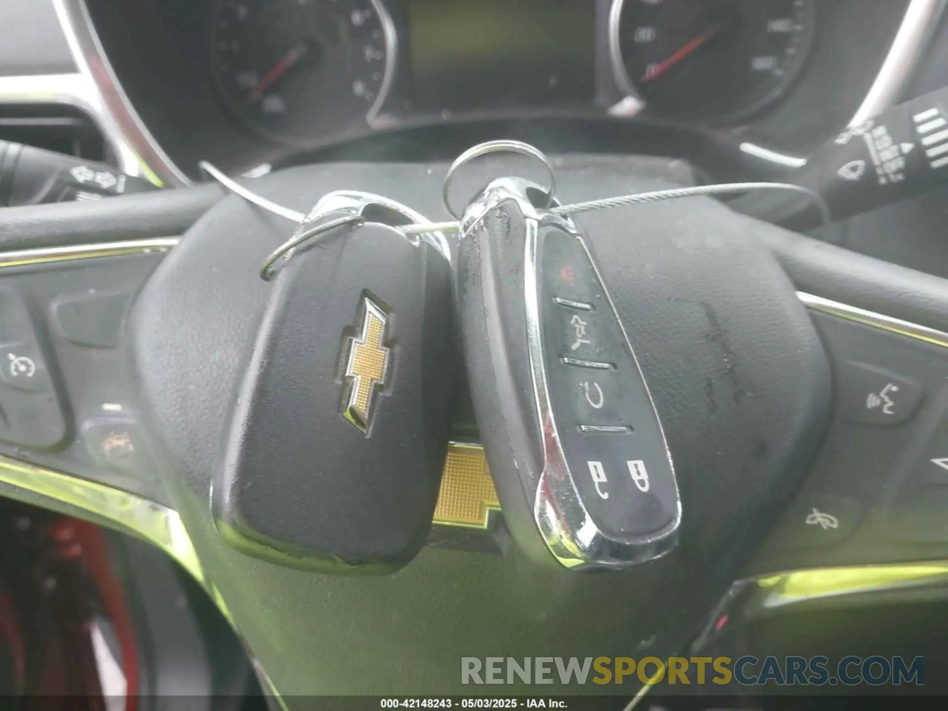 11 Photograph of a damaged car 2GNAXJEV4L6245574 CHEVROLET EQUINOX 2020