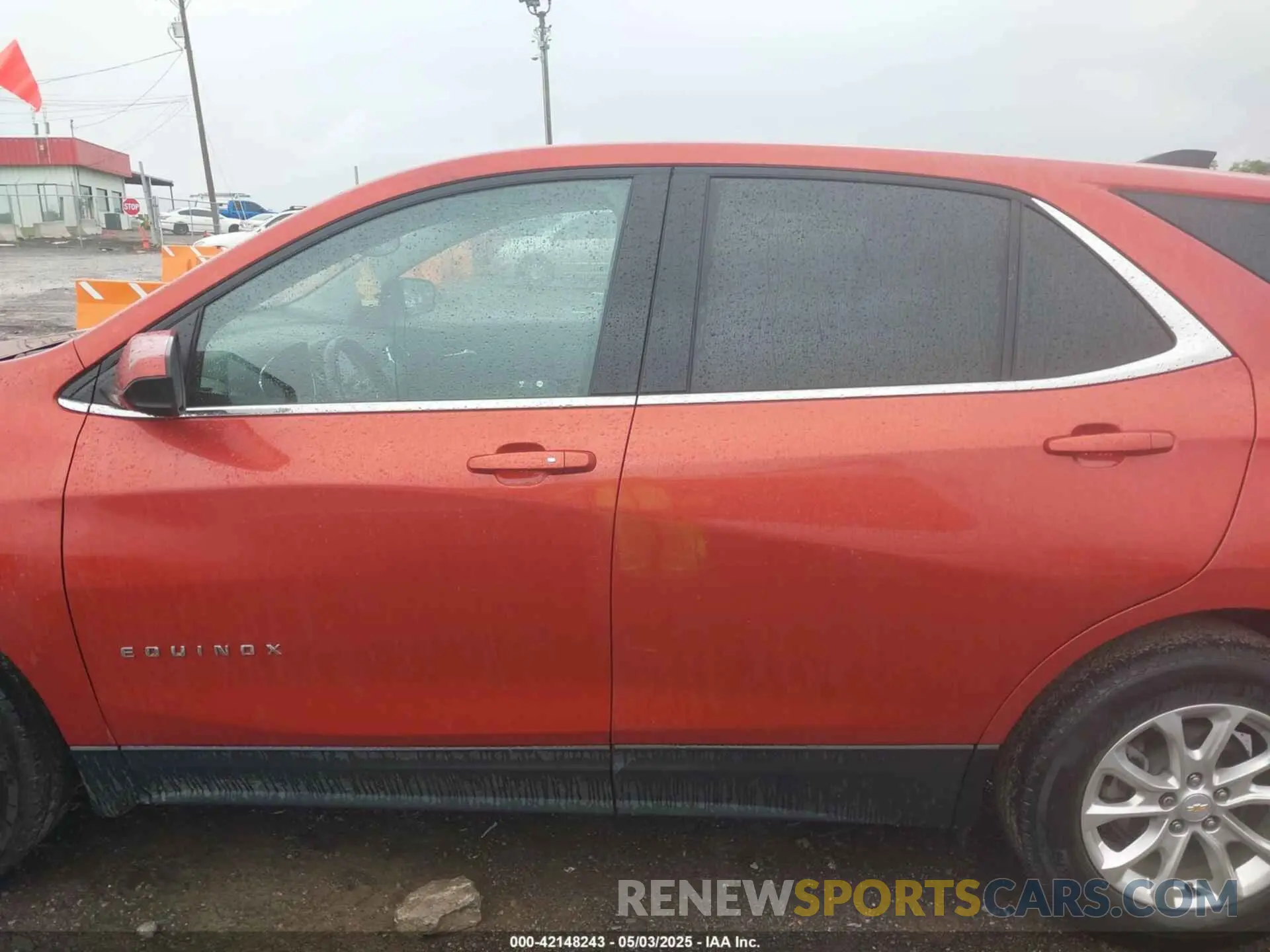 14 Photograph of a damaged car 2GNAXJEV4L6245574 CHEVROLET EQUINOX 2020