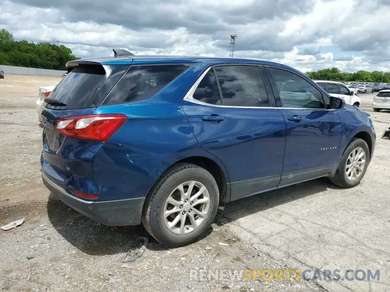 3 Photograph of a damaged car 2GNAXJEV5L6197132 CHEVROLET EQUINOX 2020