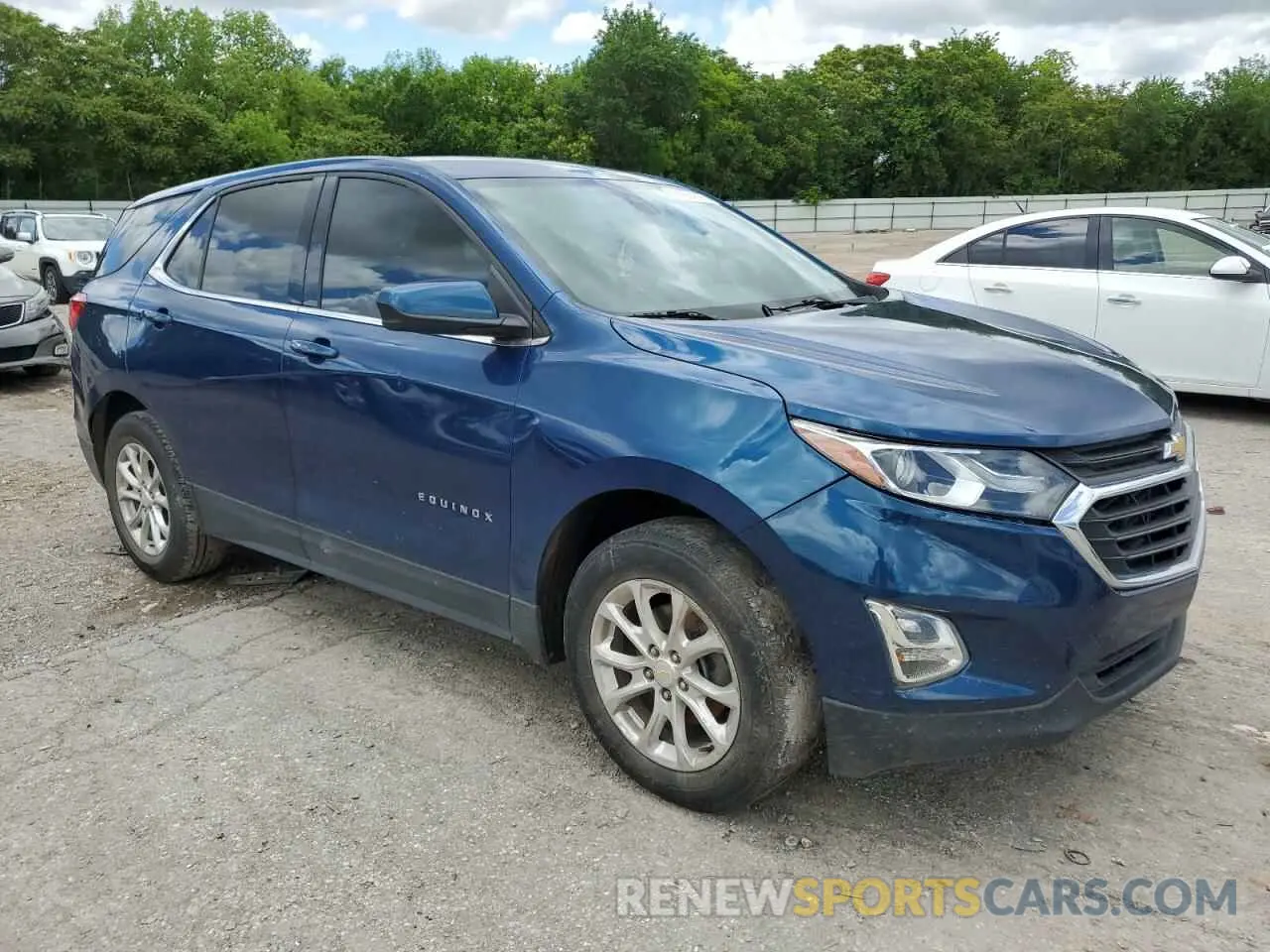 4 Photograph of a damaged car 2GNAXJEV5L6197132 CHEVROLET EQUINOX 2020